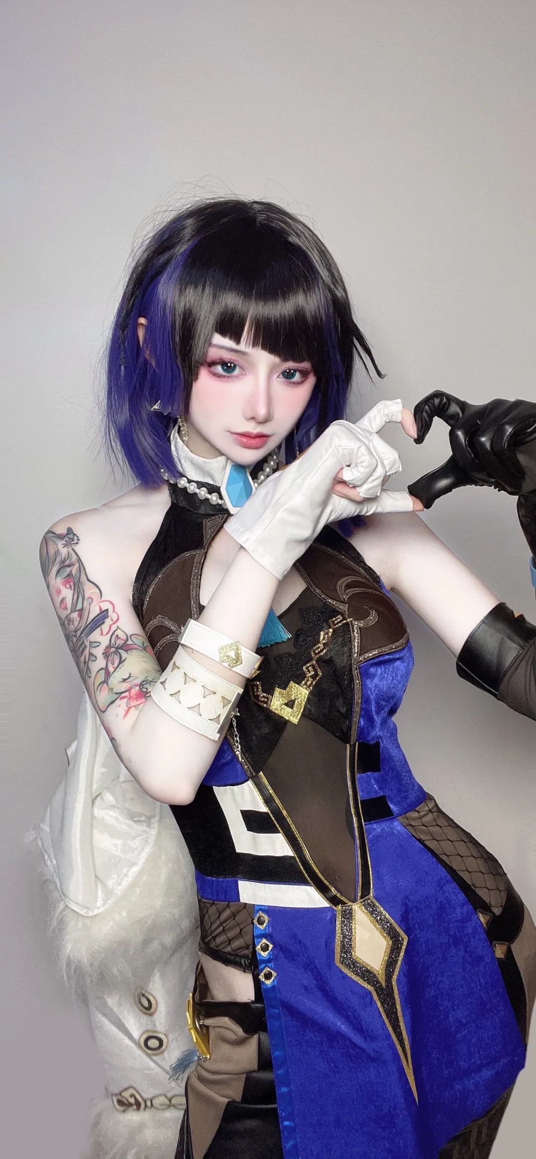 原神cos：女仆装八重神子太美了！白丝制服刻晴，黑丝旗袍申鹤，兔女郎心海让人狂喜！