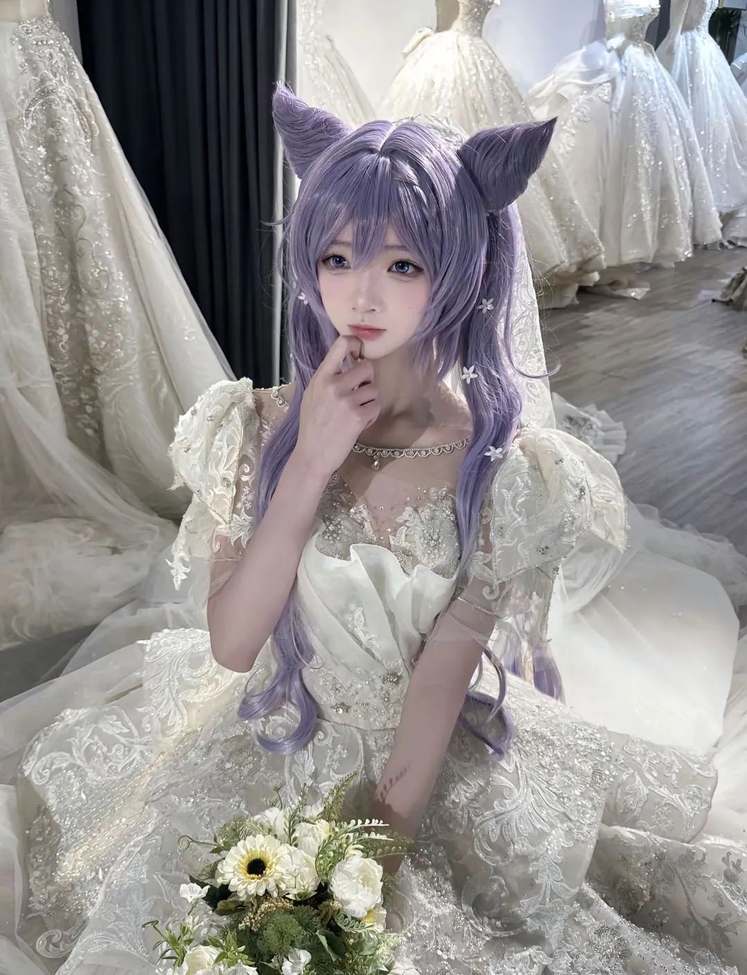 原神cos：黑丝连衣裙刻晴美出新高度！古装汉服甘雨，大草神，雷神制服，绫华女仆让人狂喜！