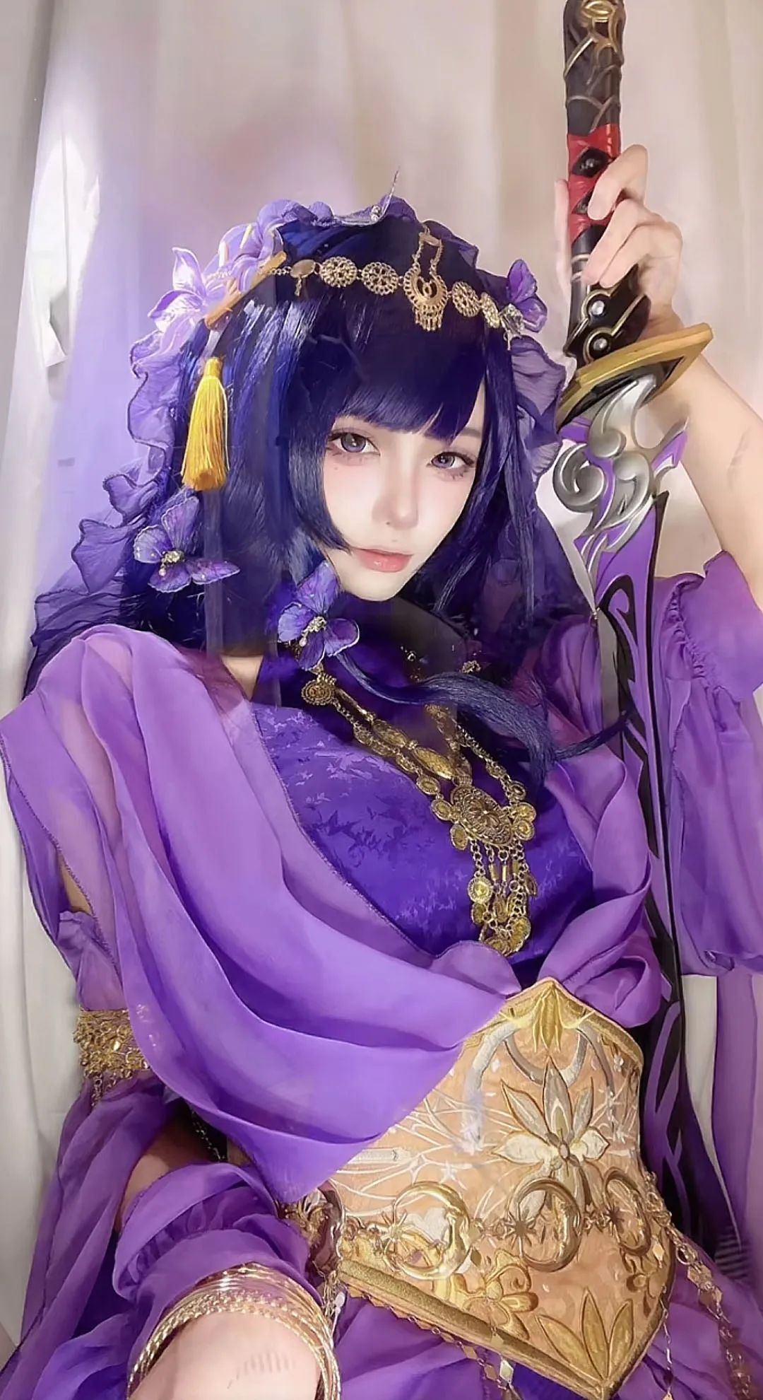 原神cos：西域舞娘雷神太美了！女仆甘雨，绮良良新服装，申鹤小厨娘让人狂喜！