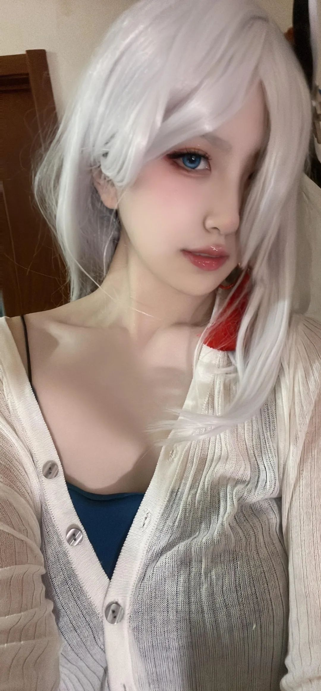 原神cos：申鹤泳装颜值太美了！制服皮裤也不错！雷神女仆装让人狂喜！夜兰姿势超赞！