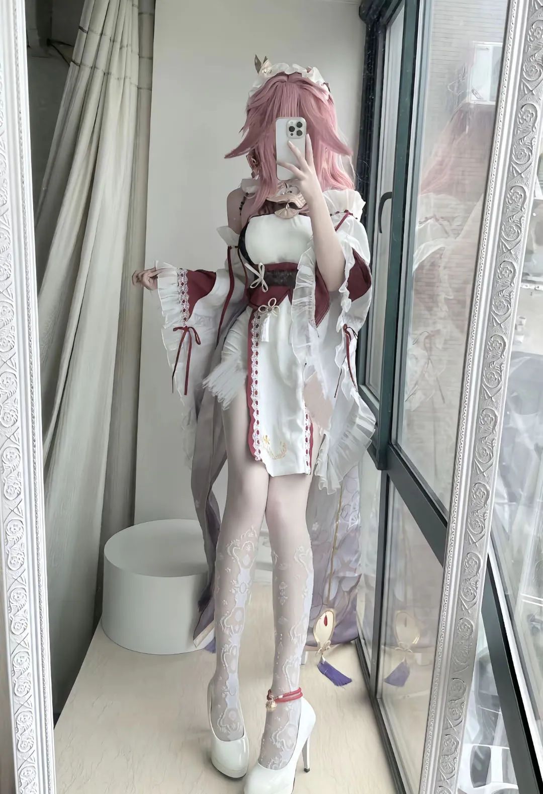 原神cos：白丝+婚纱，花嫁绫华美爆了！白丝女仆神子让人狂喜！包臀裙申鹤优雅高贵！
