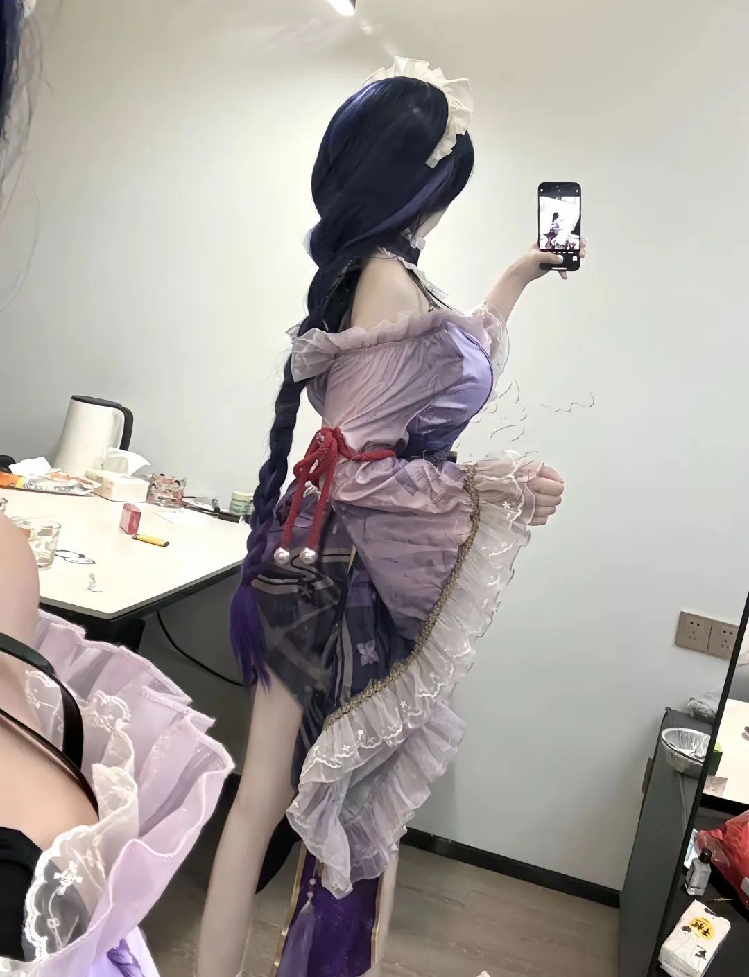 原神cos：黑丝+紧身衣，车模申鹤太顶级了！女仆刻晴甘雨双倍快乐！猫耳雷神也太萌了吧？