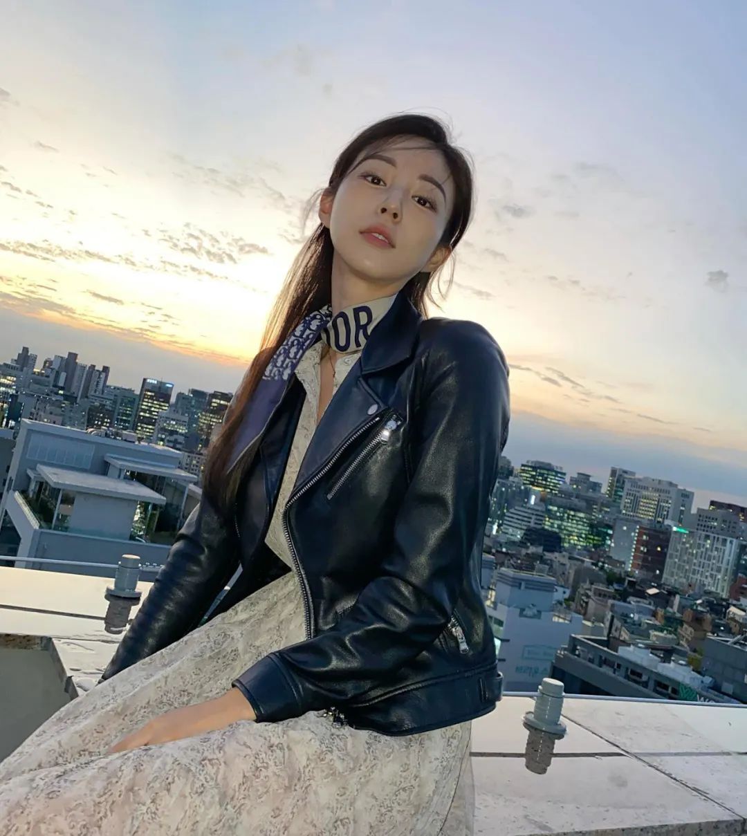 INS美女|韩国模特金宝拉，“韩版张钧甯”的性感图片集