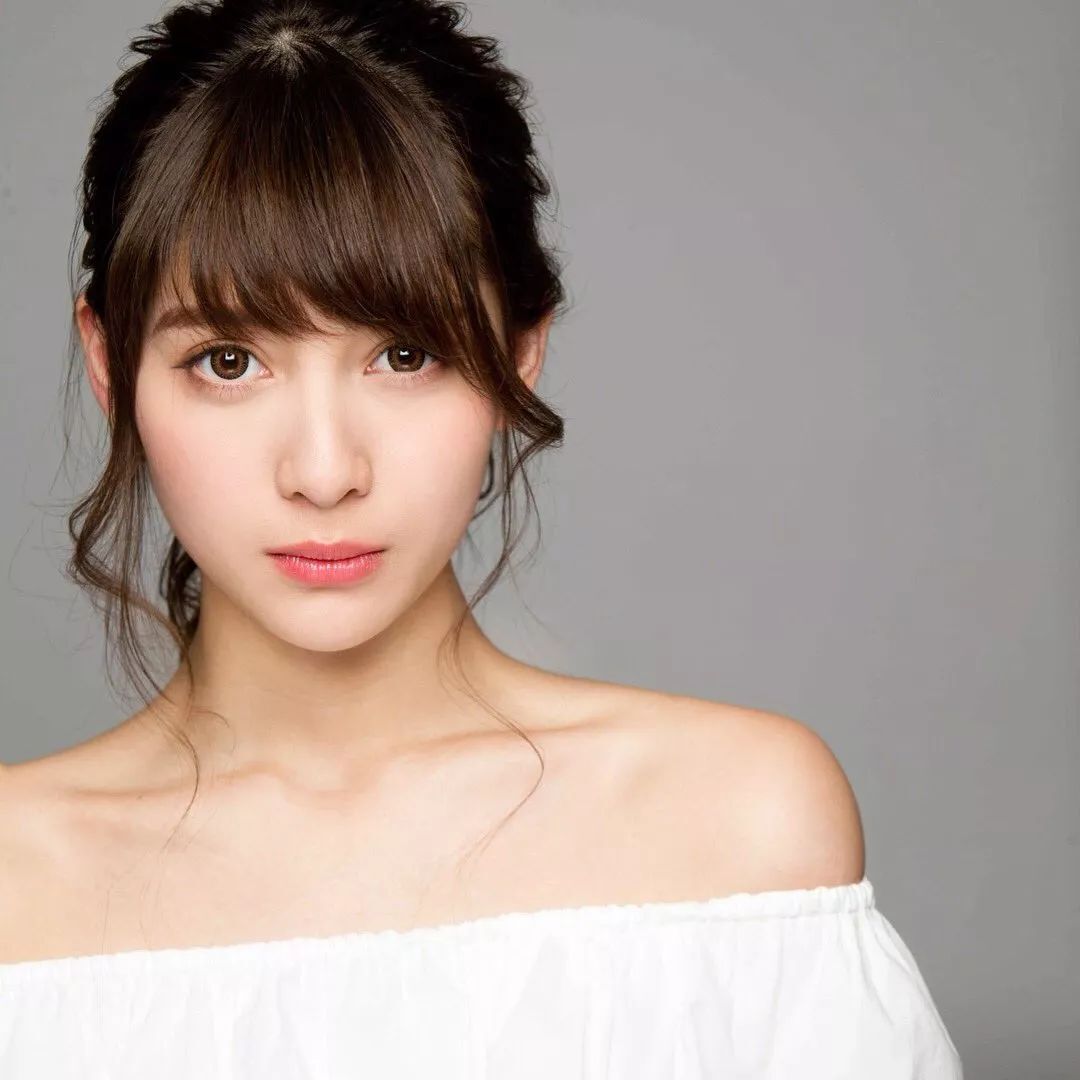 INS美女|美日混血模特Angela芽衣