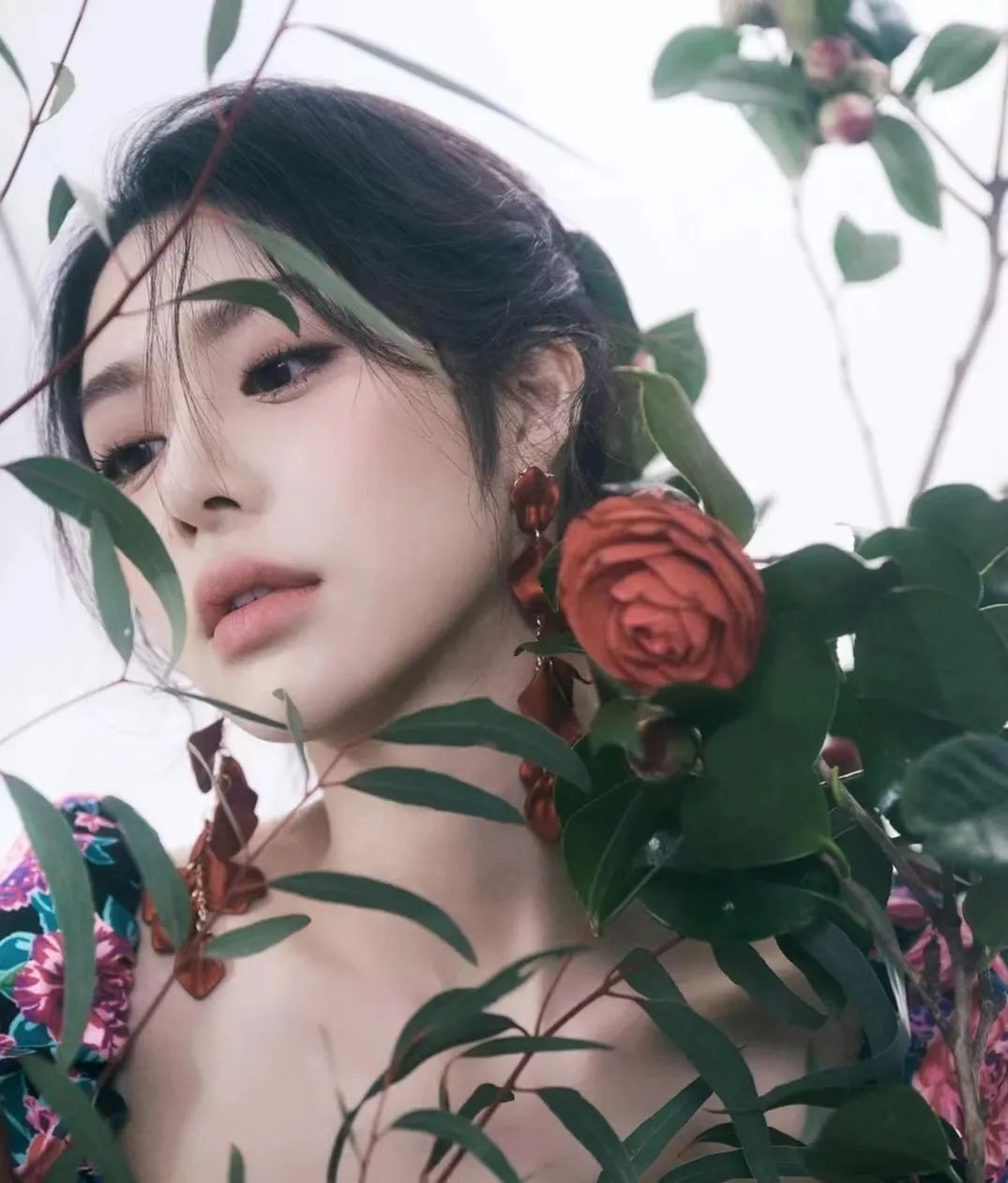 INS美女|韩国模特mayay，精致大气御姐风照片集
