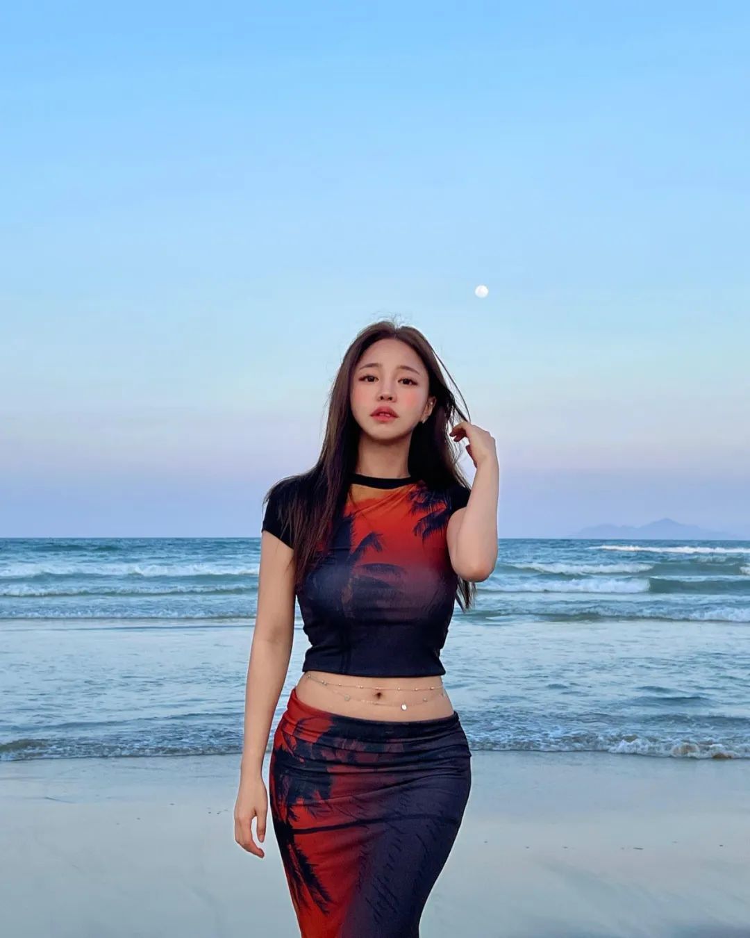 韩国性感模特Gean Seo，面若桃花，眼含秋波！