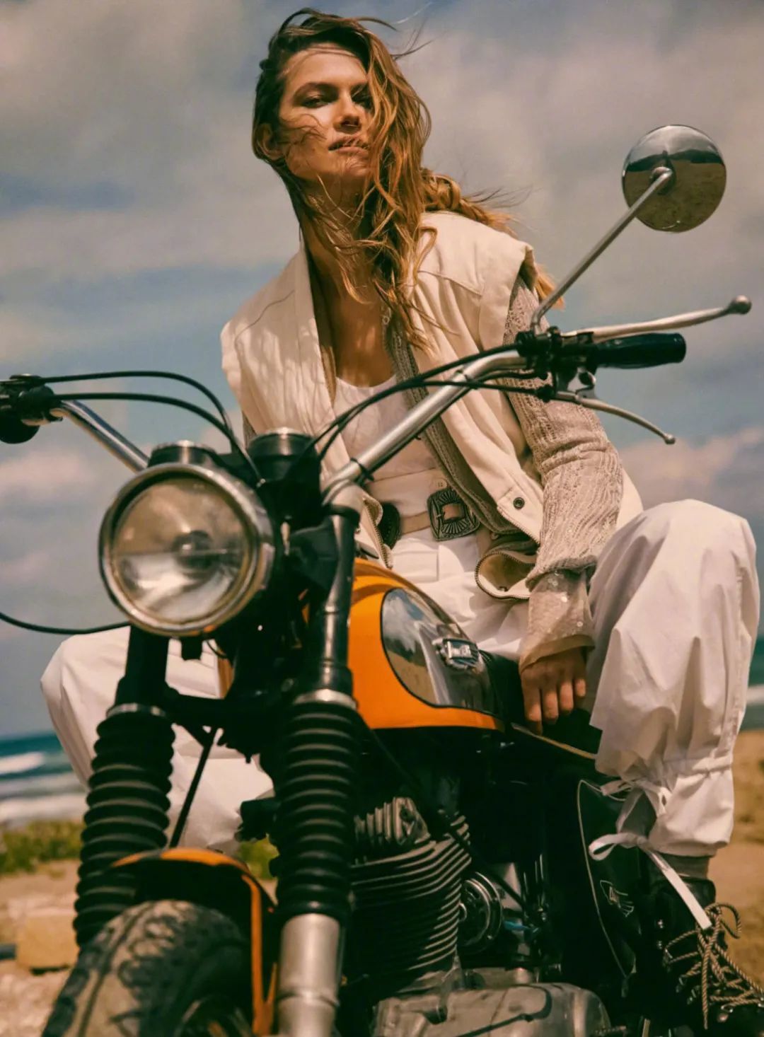 超模Kasia Struss，狂野酷飒！Elle France  2023年6月刊