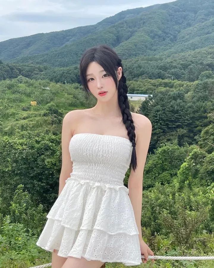 [仙女集]身材修长又有曲线，让人想起玲珑之美