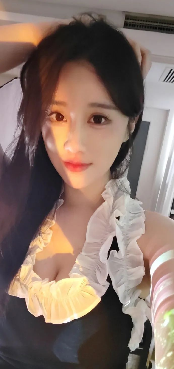 [仙女集]美女庆祝，哈登球迷，节日快乐！