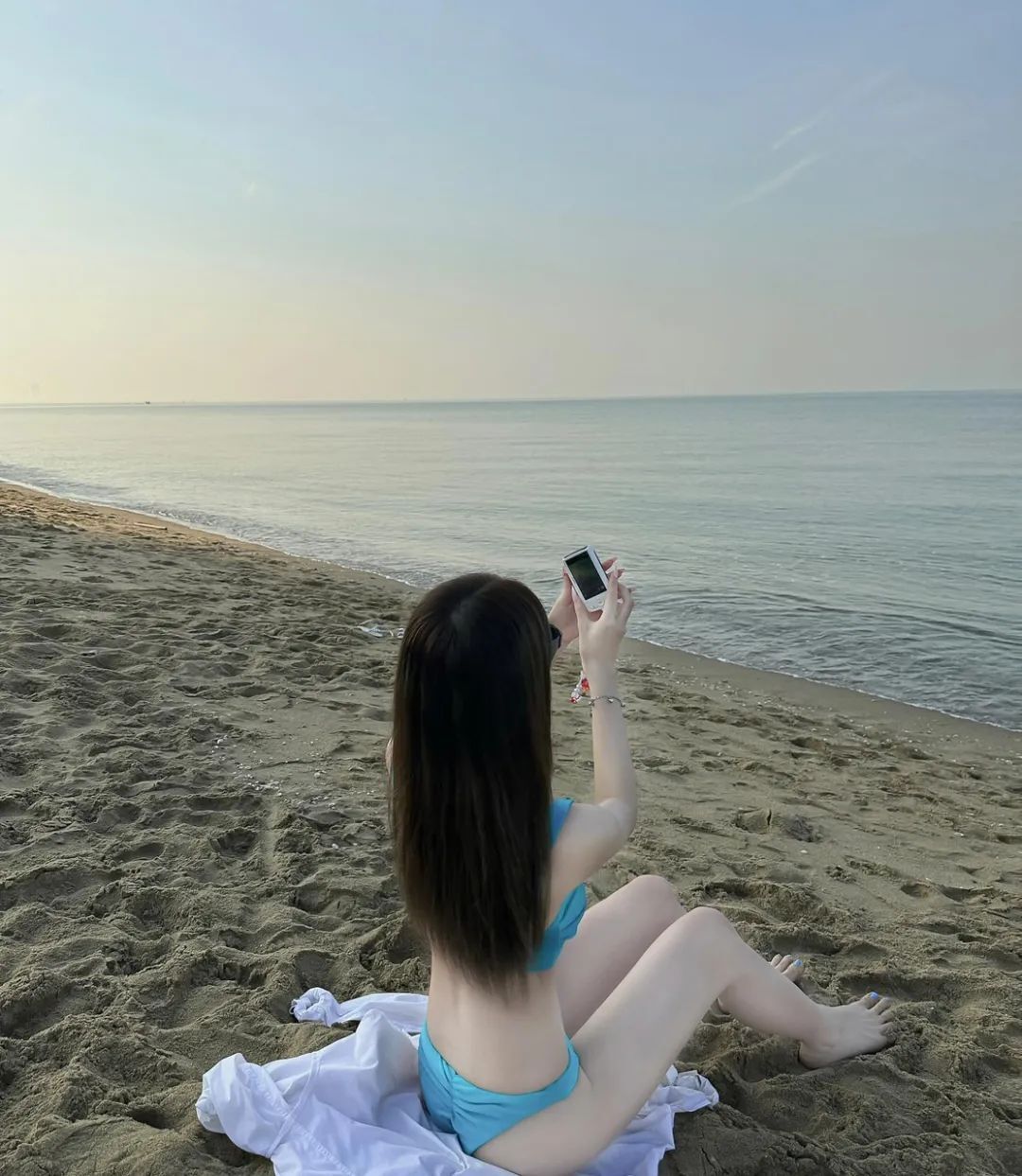沙滩比基尼美女写真