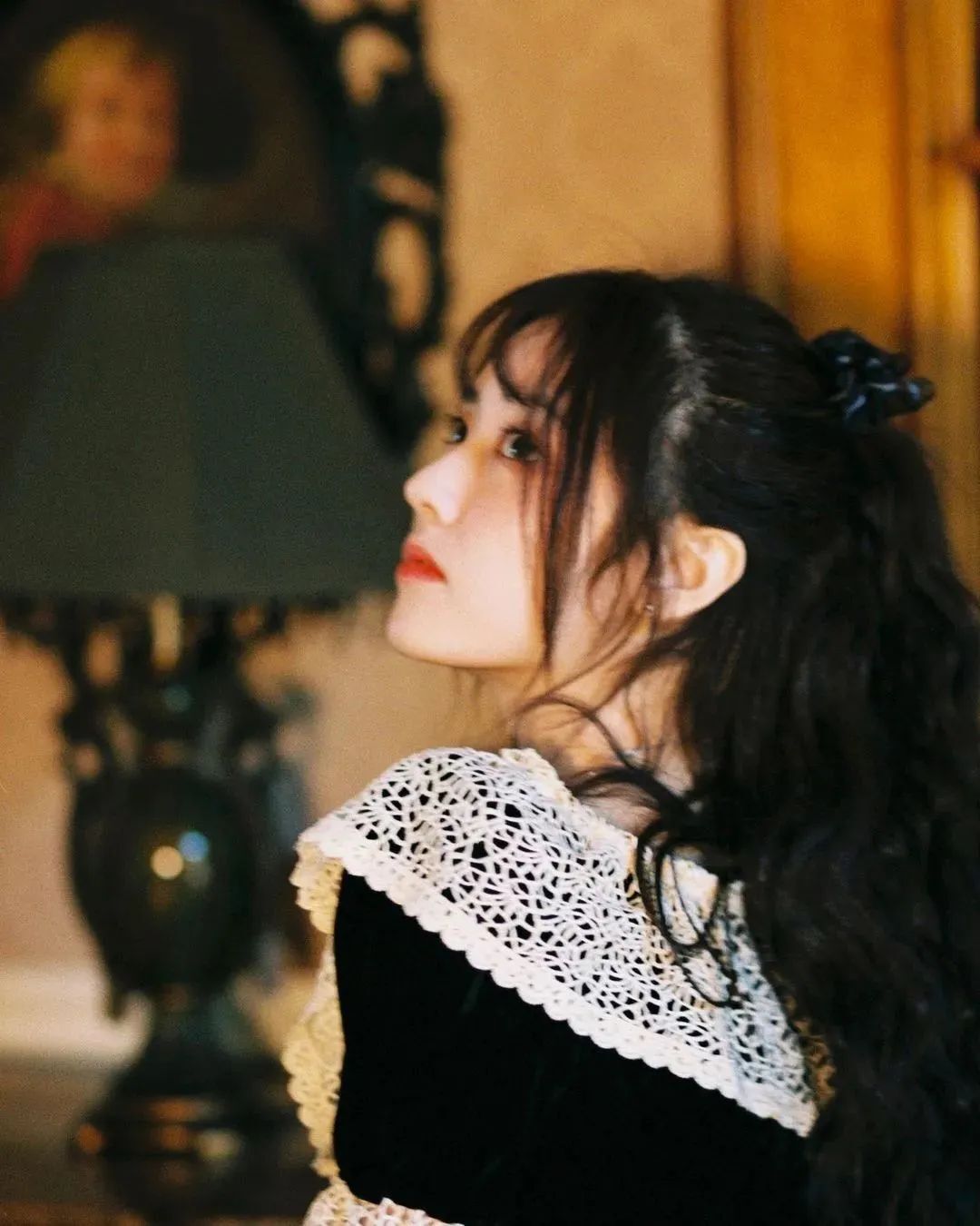 佘颖欣，网红界美女的颜值“天花板”