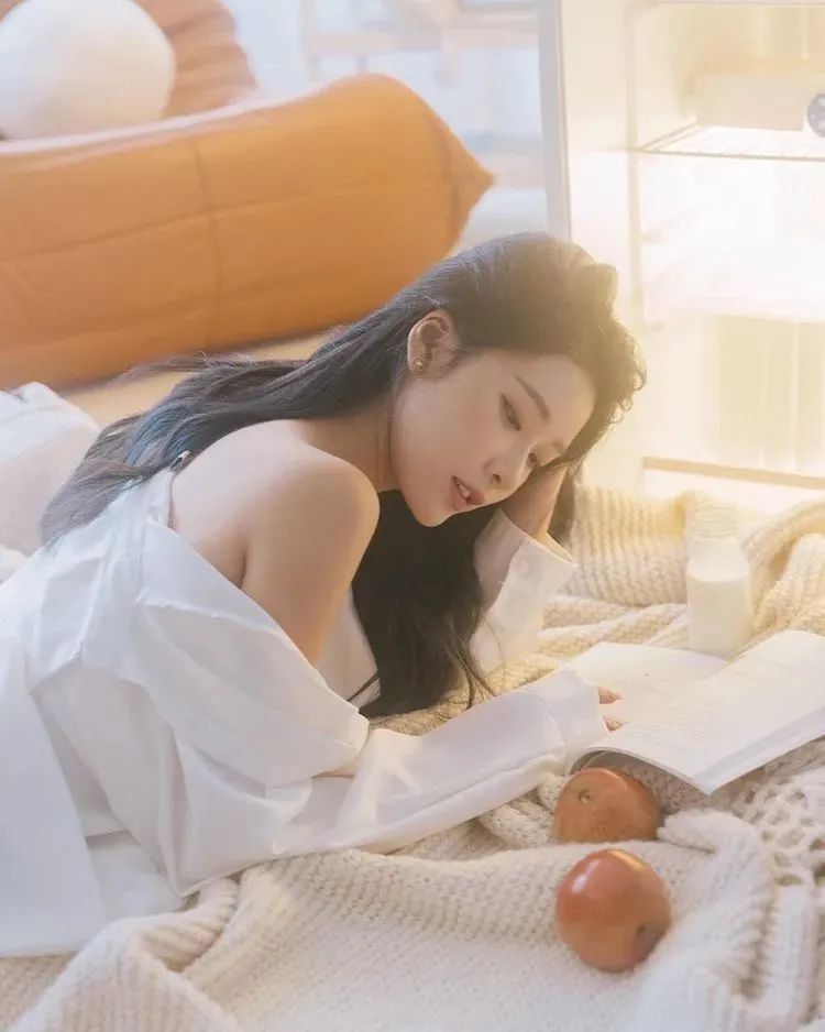 杨琪琪，她是台湾洪真英，“天菜”级别的网红美女！