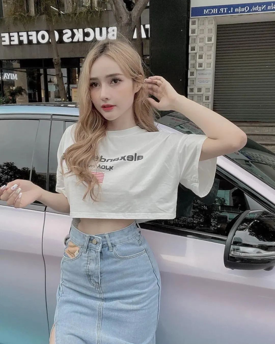 越南DJ Jenny，身材火辣的网红美女