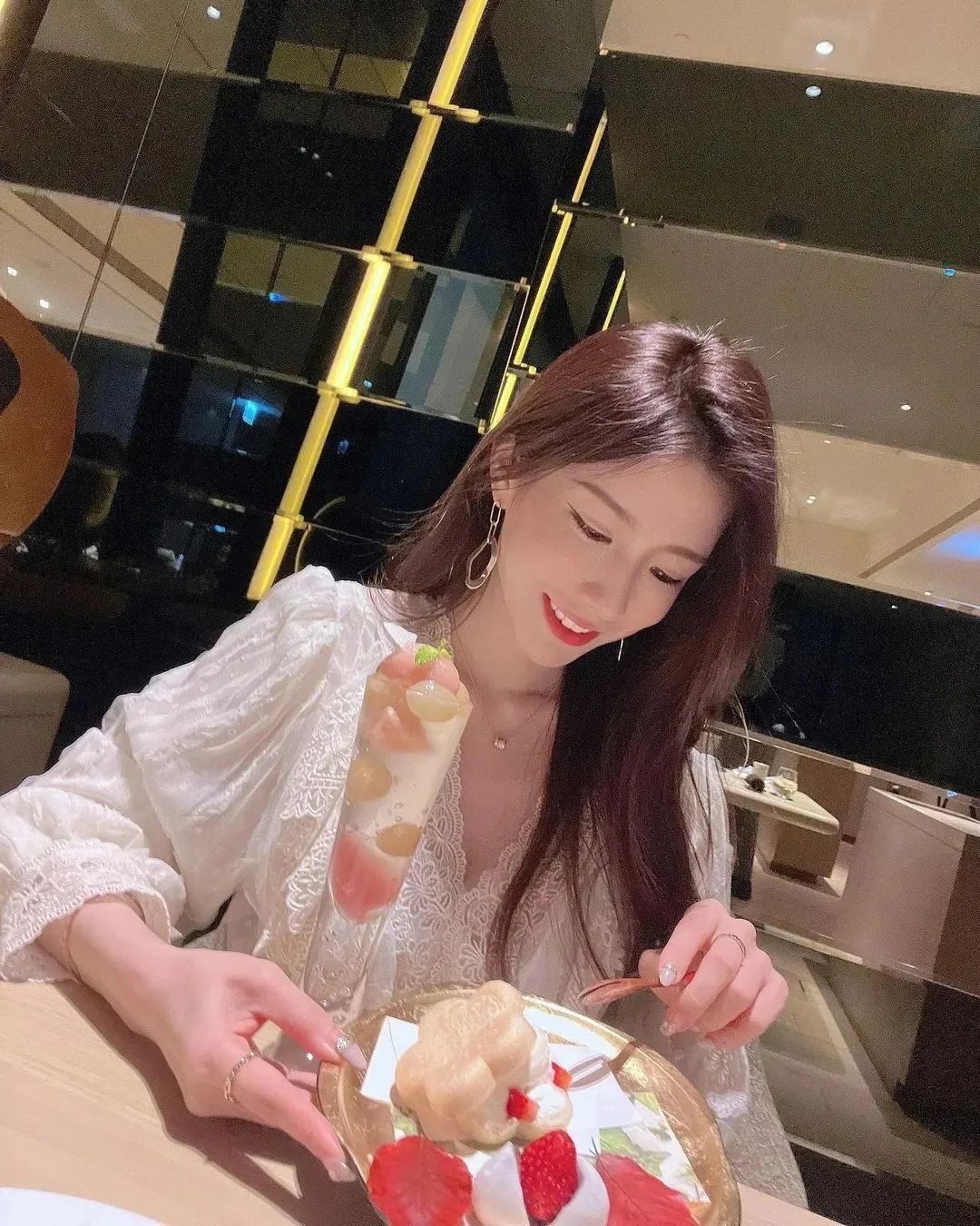黎嫣，辣度指数爆表的健身美女