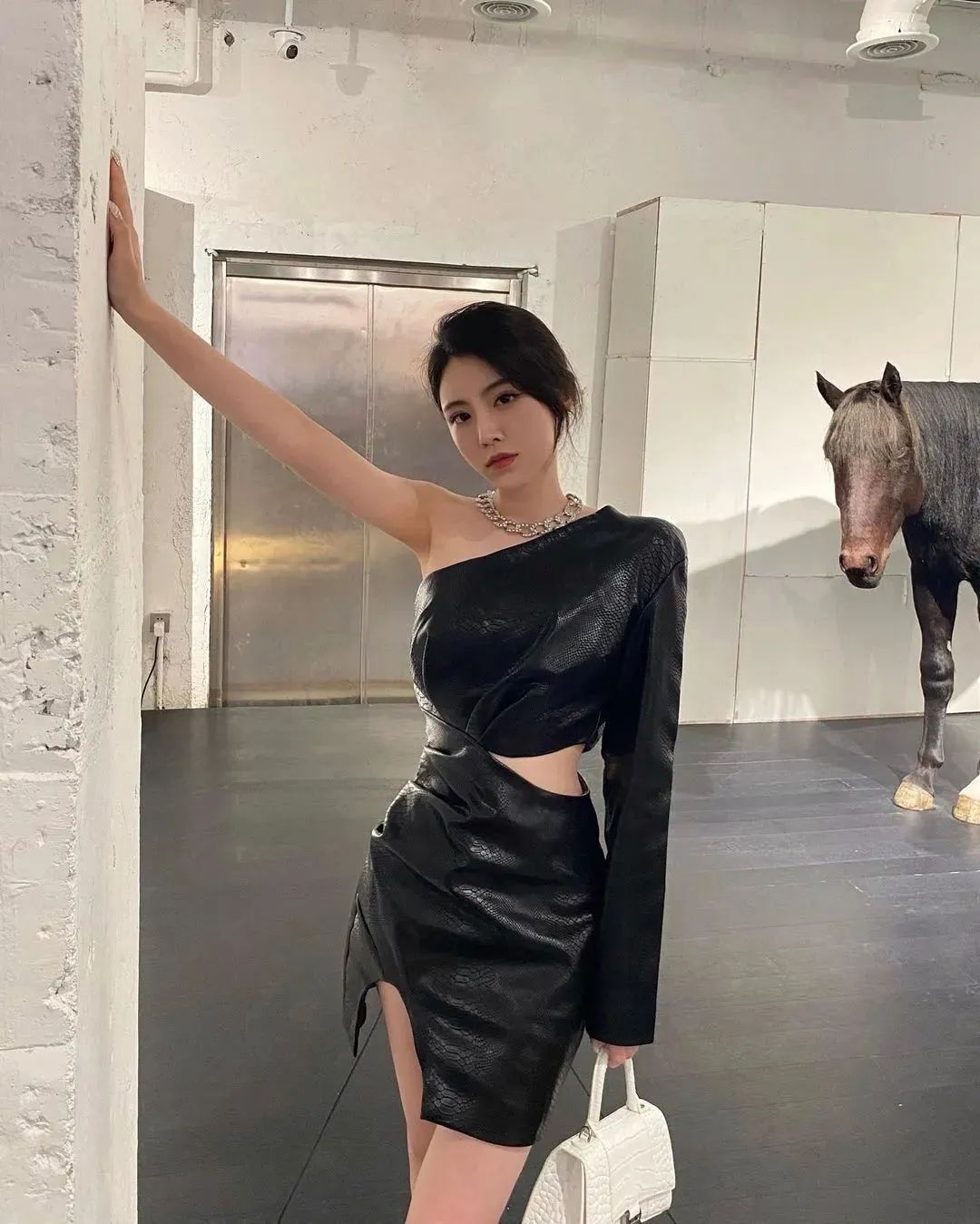 WHY，又甜又美的网红美女模特