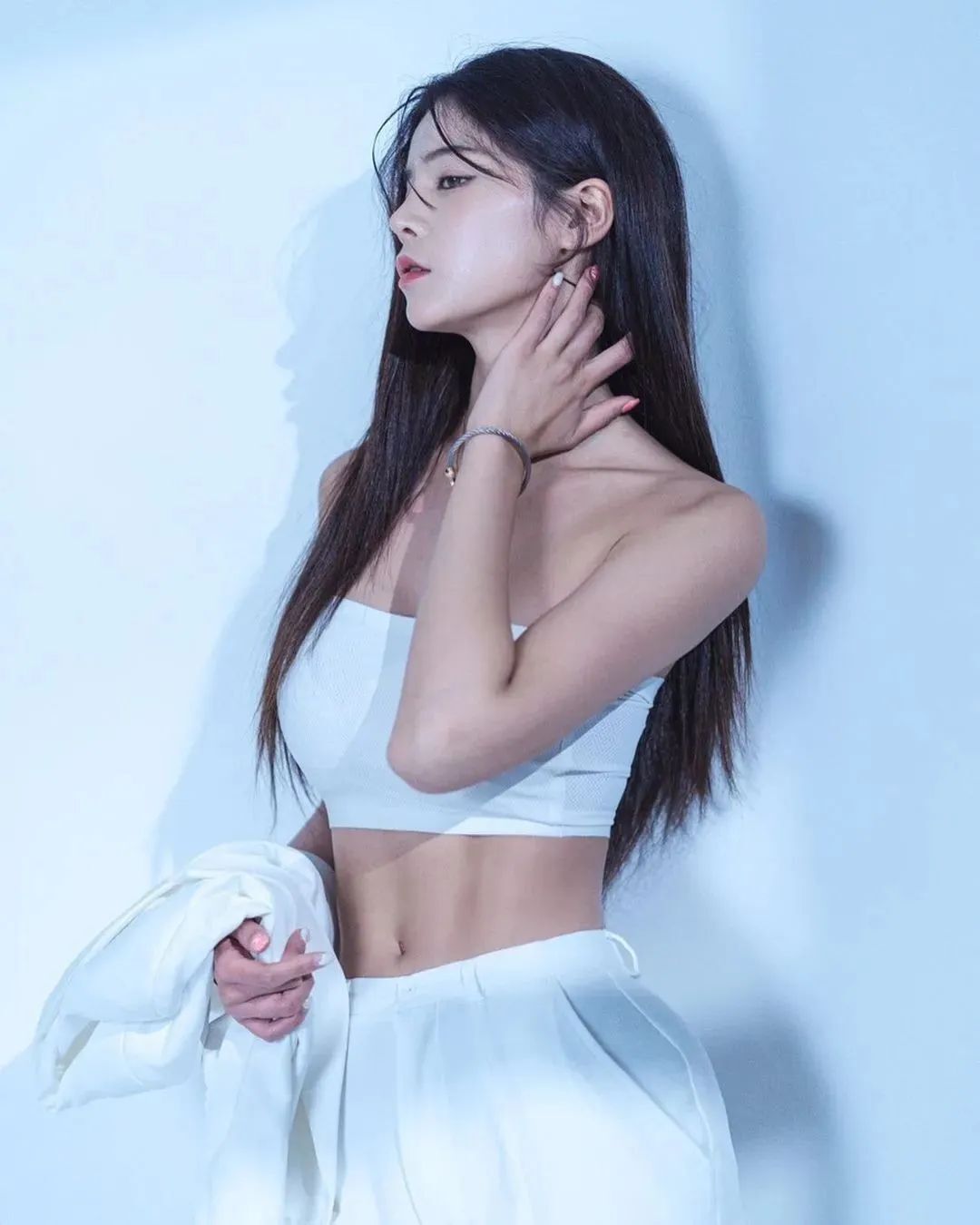 韩国网红Leebini，甜美火辣的美女模特