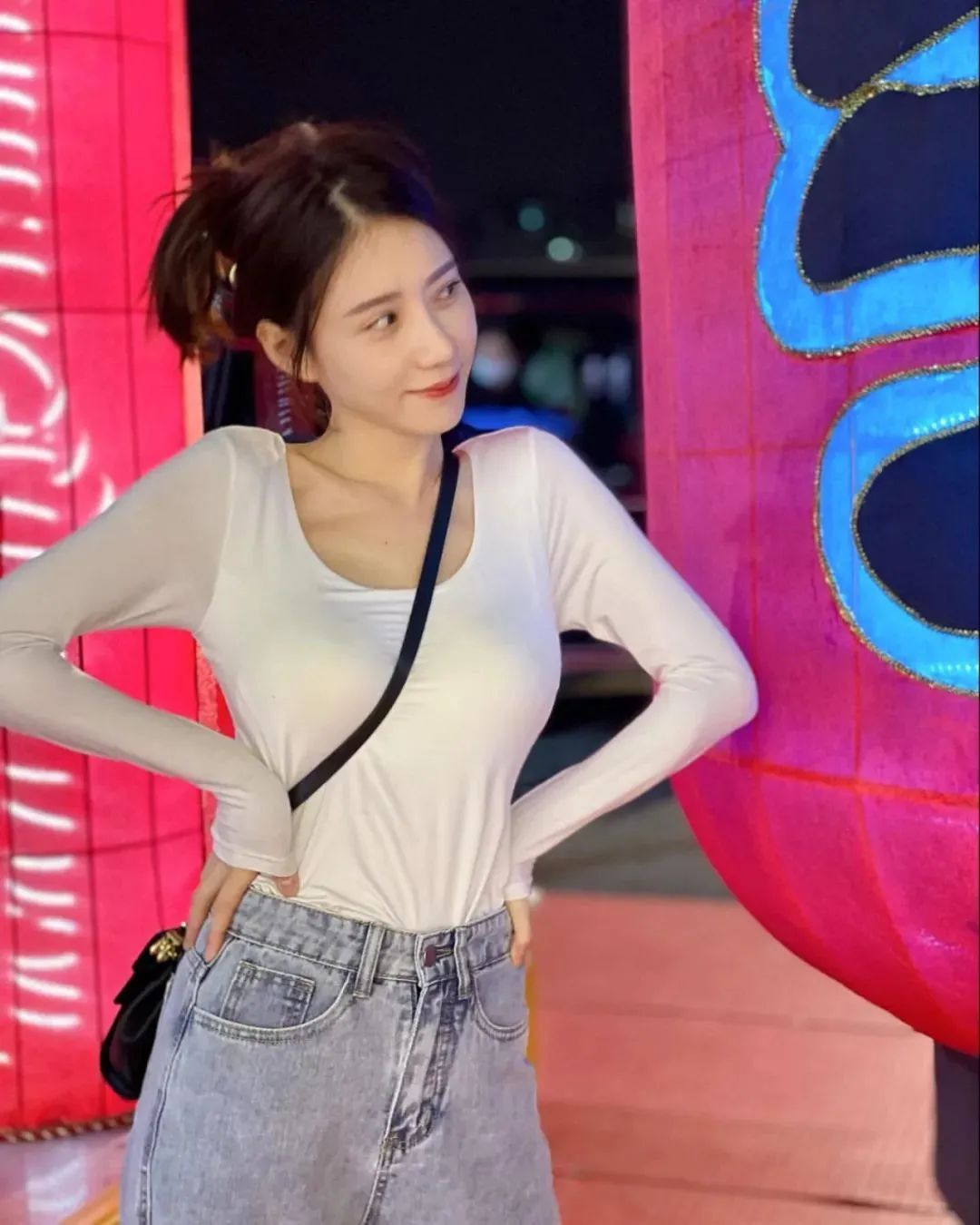 台湾网红王盈，甜美指数爆表的气质女神