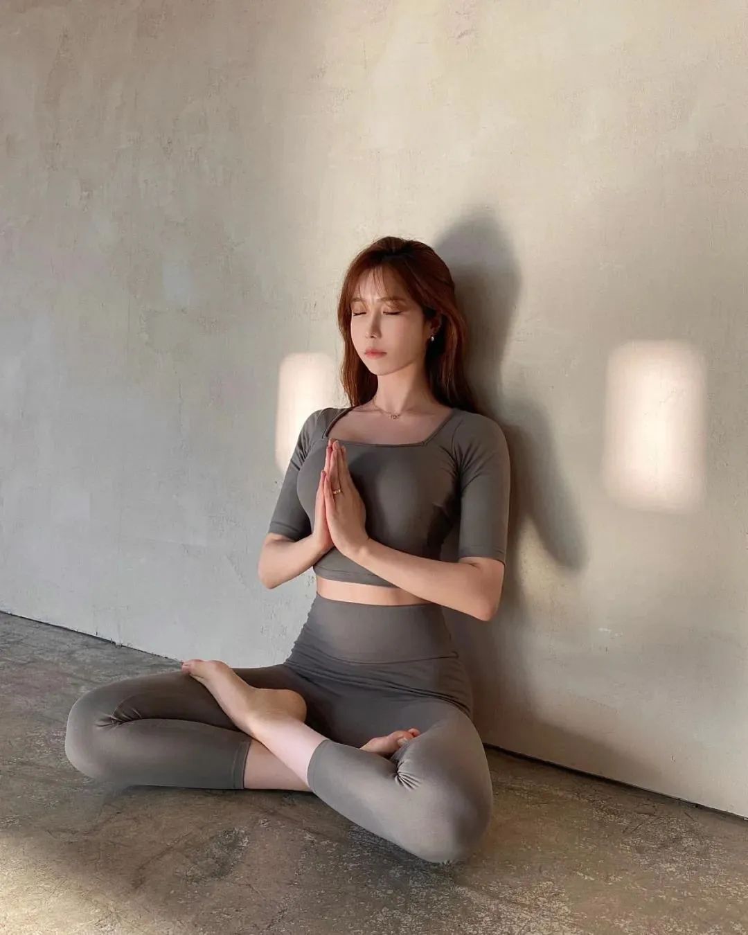 韩国网红nana.un，颜值出众的健身女神