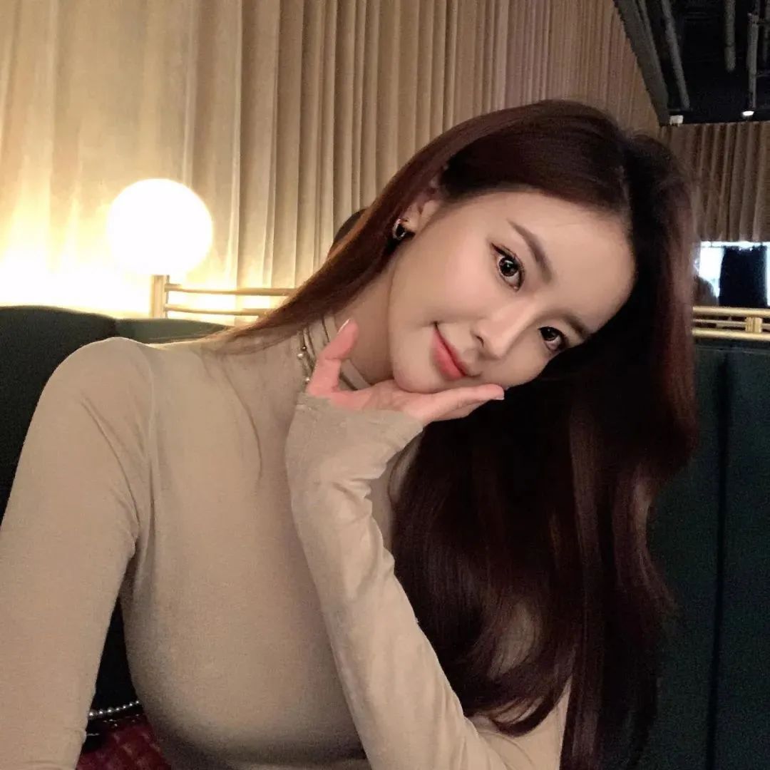 韩国网红young in leeeee，甜美迷人的韩国小姐季军得主