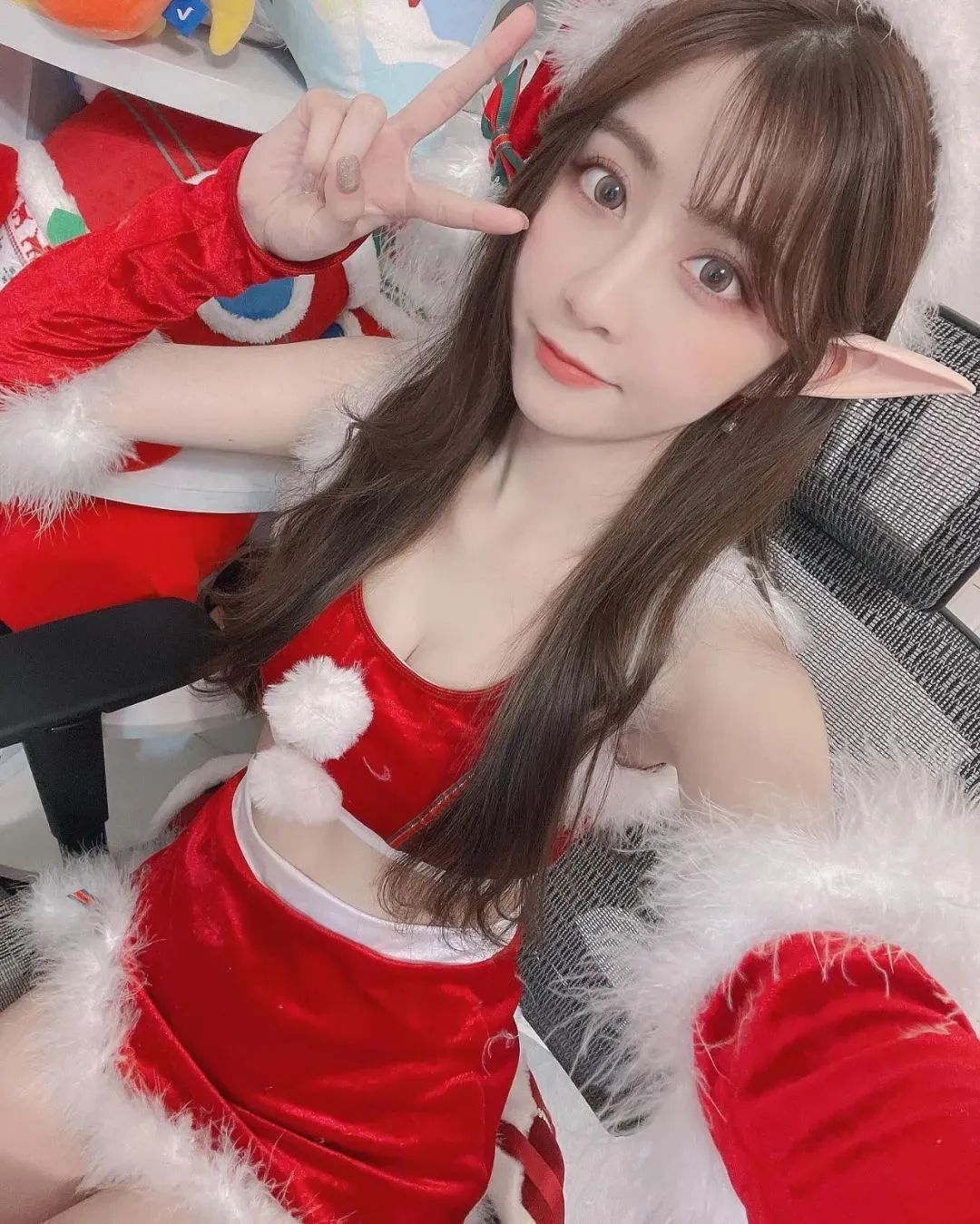台湾网红enen0528，甜美迷人的阳光美少女