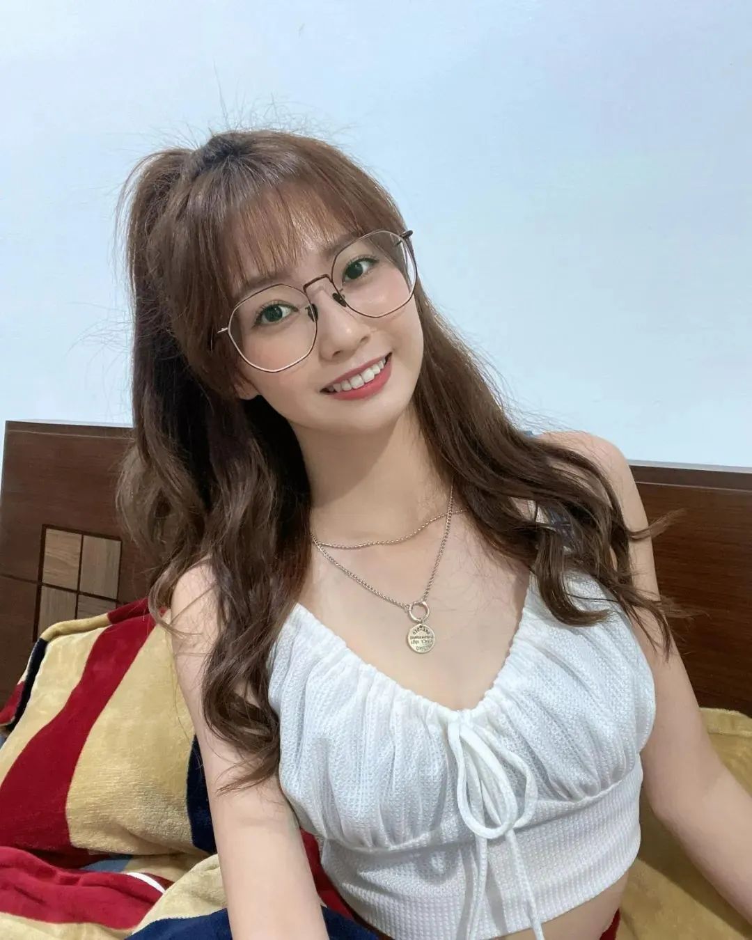 台湾网红彭翊慈，充满青春活力的啦啦队女神
