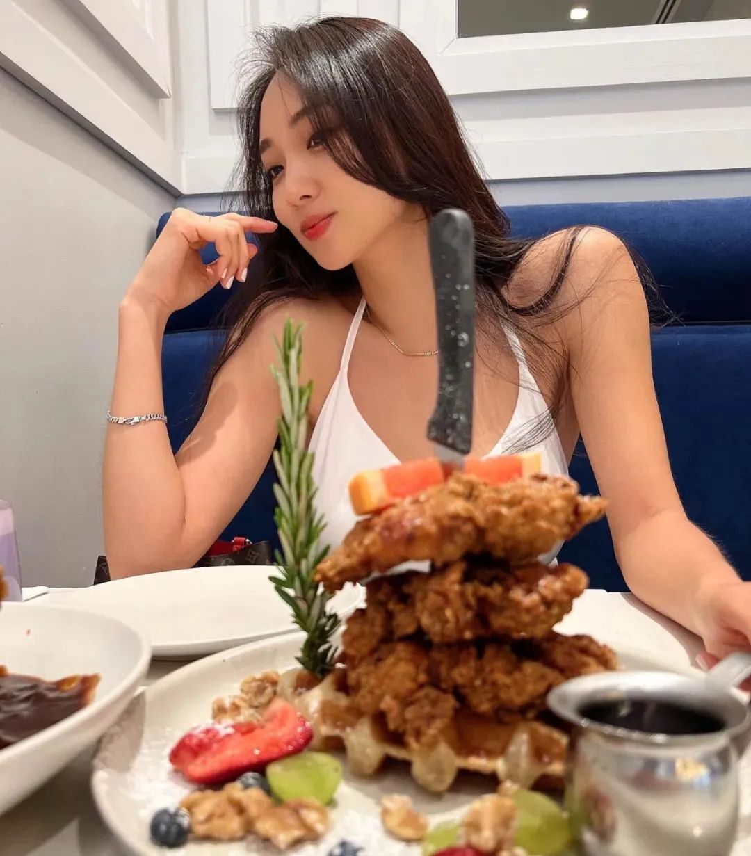 韩国网红Jenny，气质出众且魅力十足的瑜伽女神