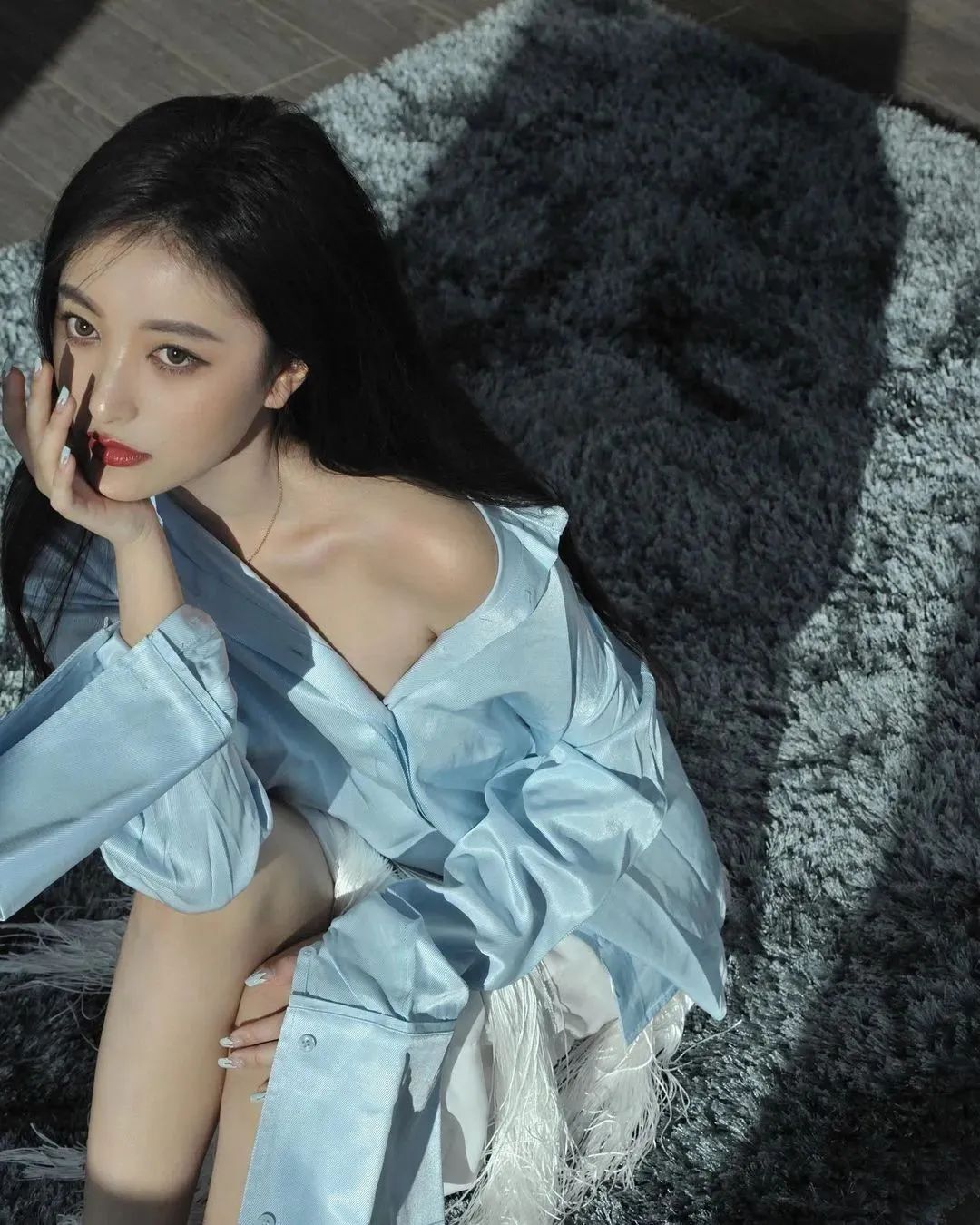国产网红jhlii，甜美迷人的她，是多少人心目中的完美型女友