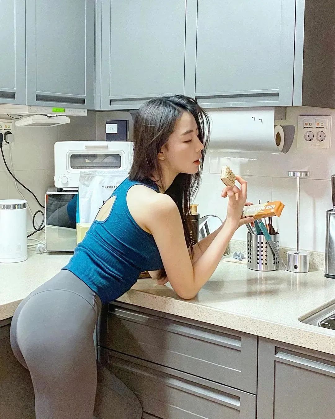 韩国网红maodoyo，拥有精致甜美脸蛋的健身女神