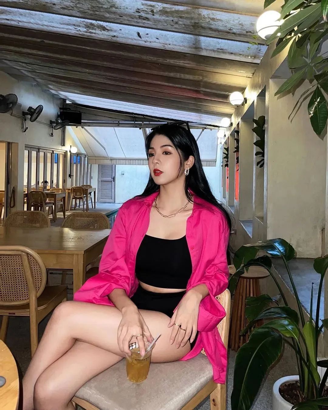 马来西亚网红mika，拥有高贵气质的高冷女神