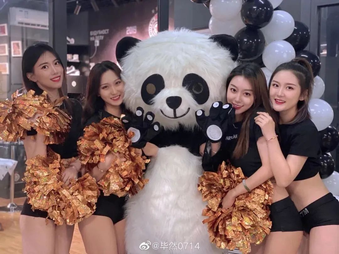 国产网红毕然，甜美指数爆表的气质女神