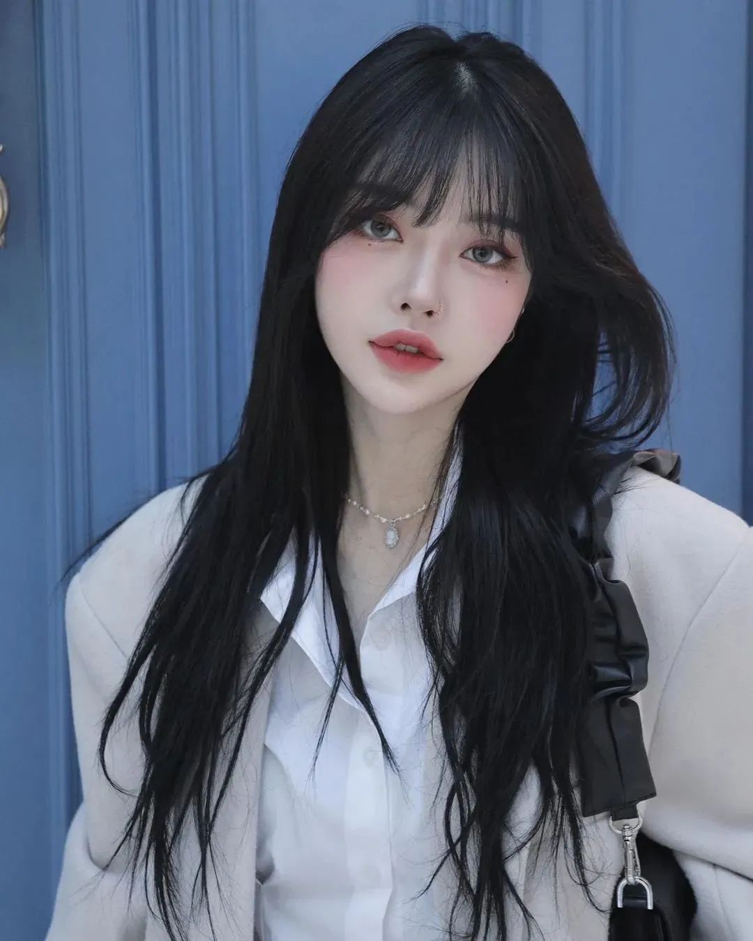 韩国网红hyeji，五官精致且韵味十足的时尚美女