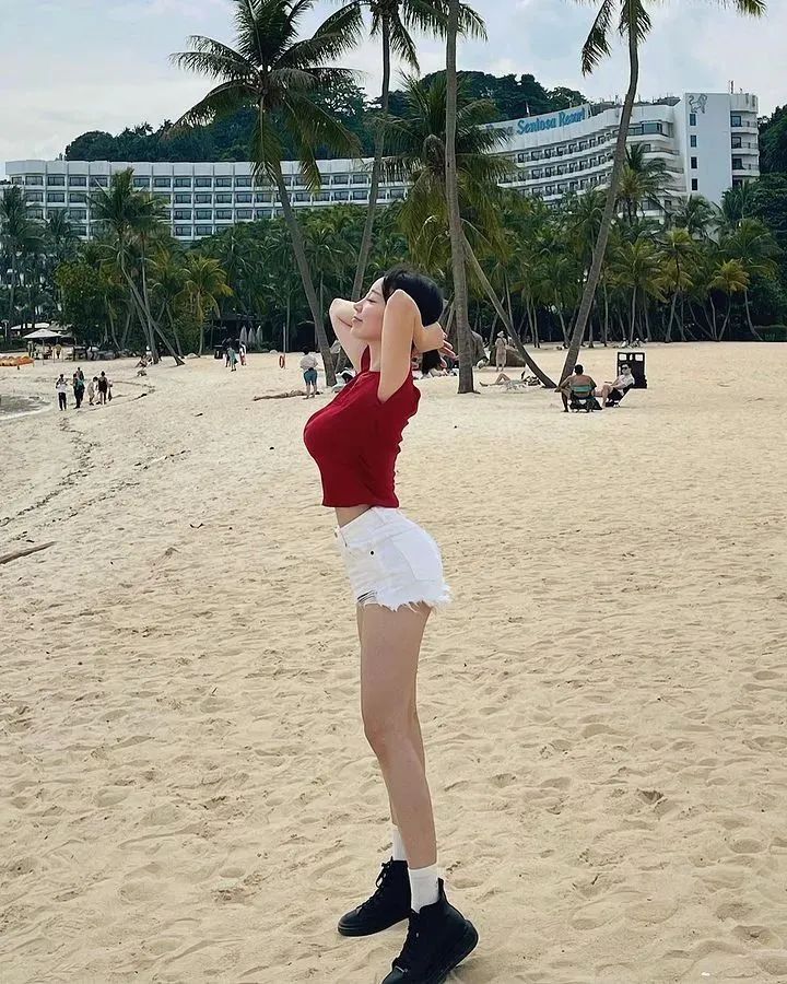 韩国网红 | 气质出众的短发女神