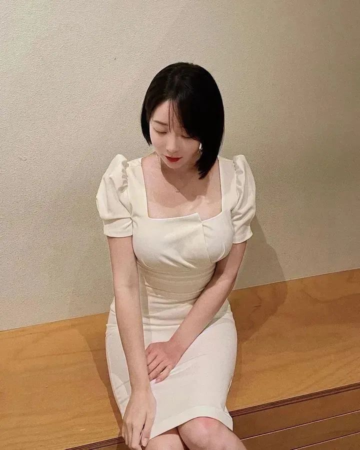 韩国网红 | 甜美又性感的短发女神