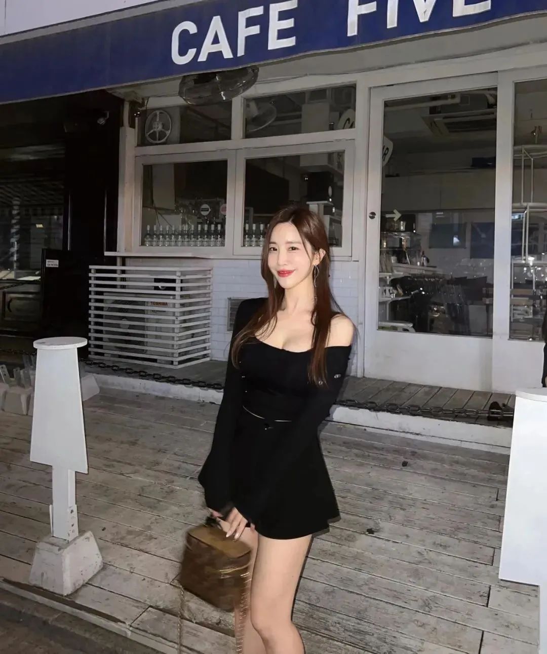 韩国网红 | 甜美又性感的气质女神