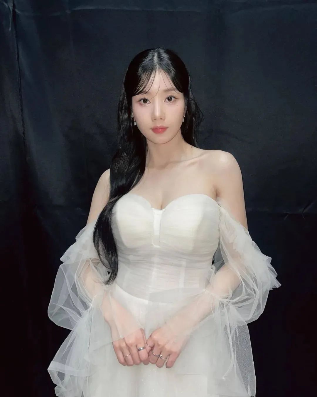 韩国明星权恩妃，甜美又迷人的顶级女神