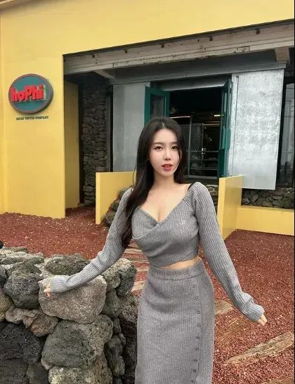 韩国网红 | hzzuu，天赋值点满的微胖女神的顶级天花板