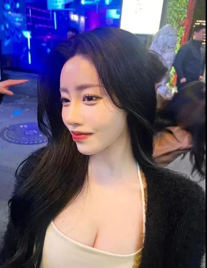 韩国极品模特！天赋值拉满，身材实力杠杠的！