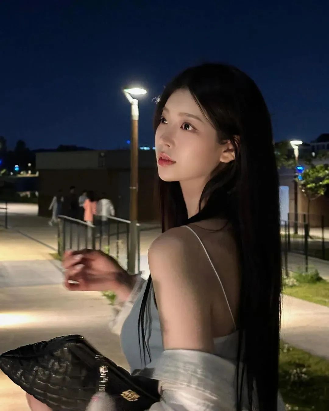 韩国极品模特！拥有纯天然完美“初恋”女神脸蛋的她，身材实力杠杠的！