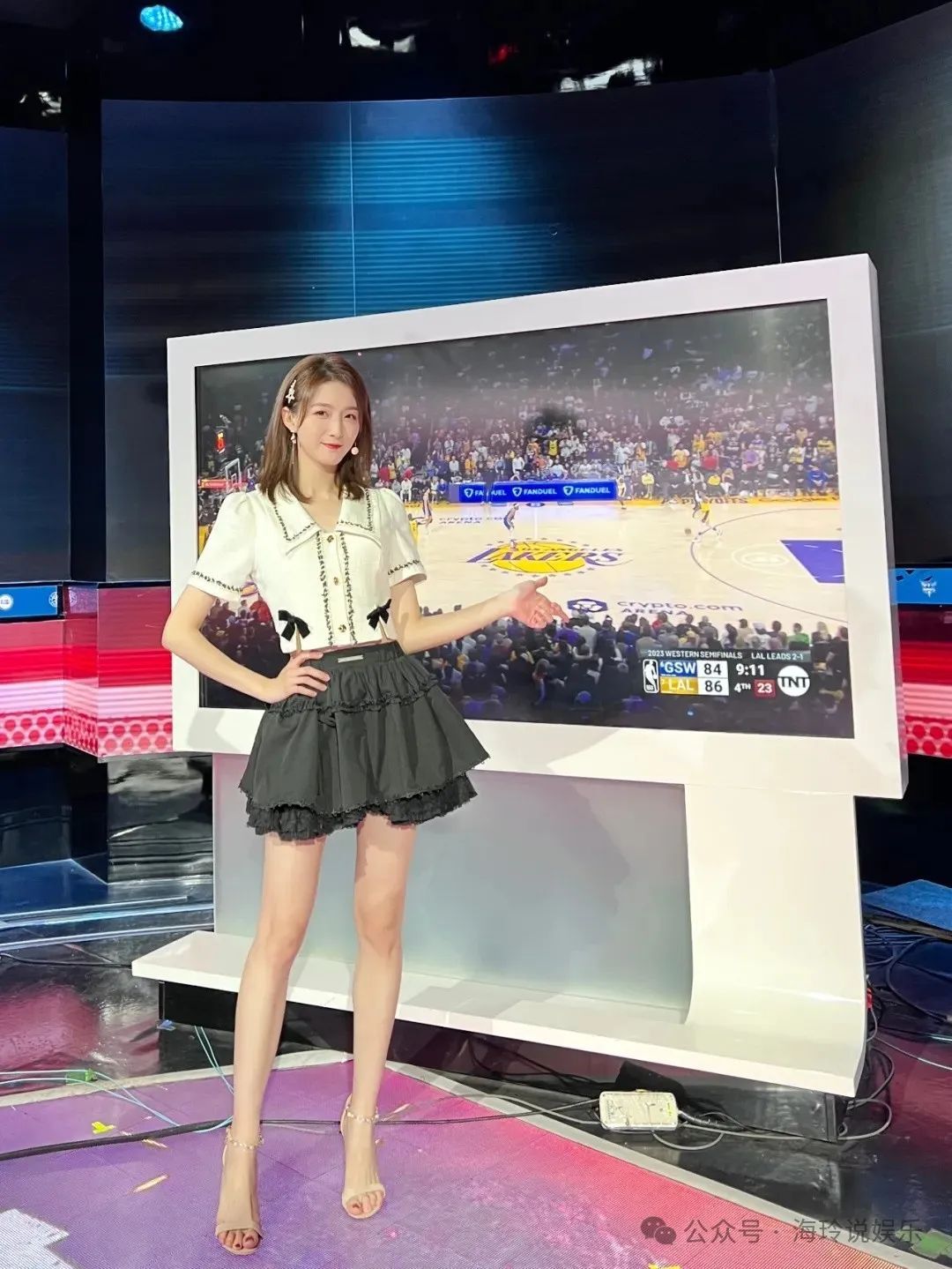 腾讯最美女主播！颜值出众，身材实力杠杠的！