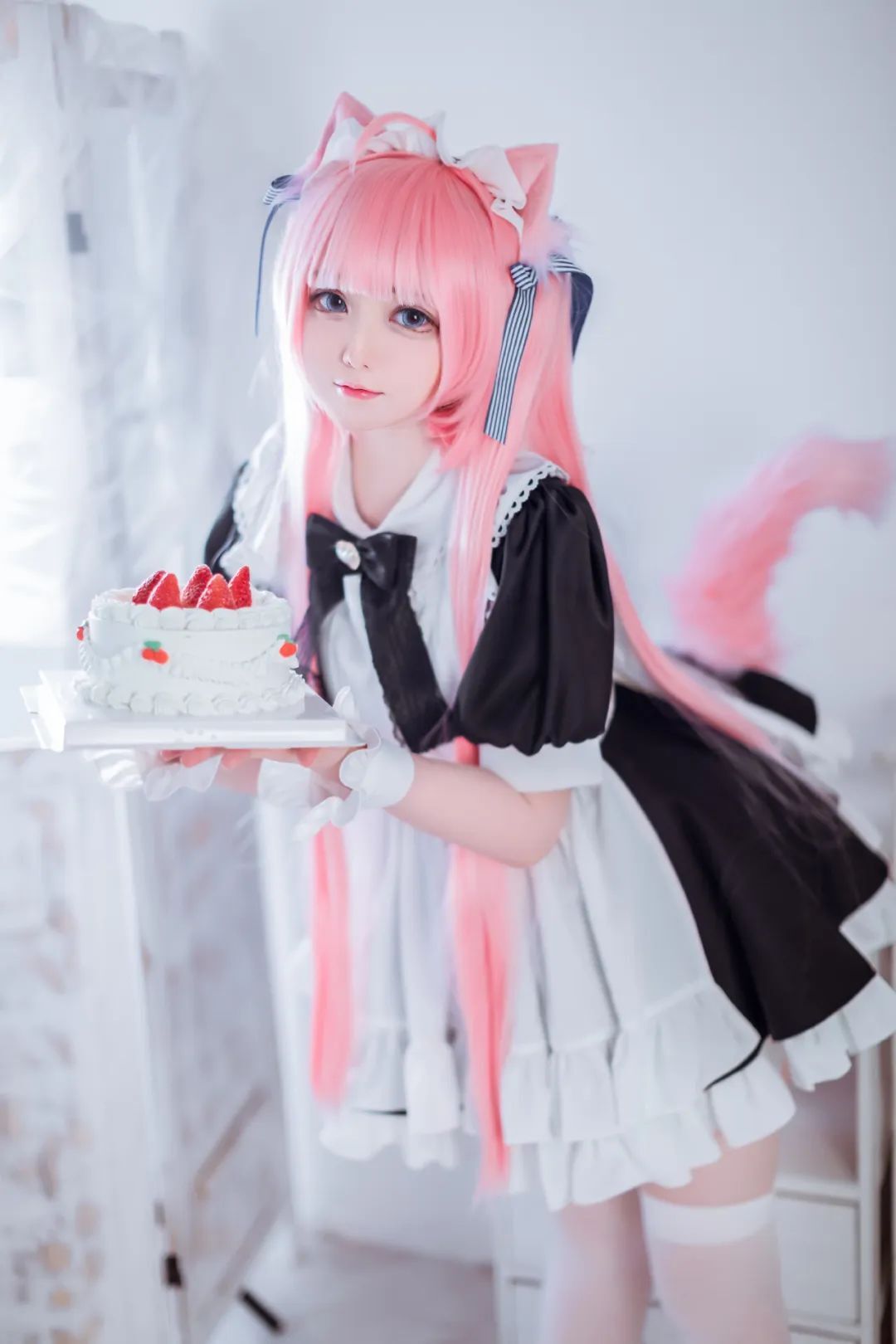 cosplay：主人，快来许个愿吧！