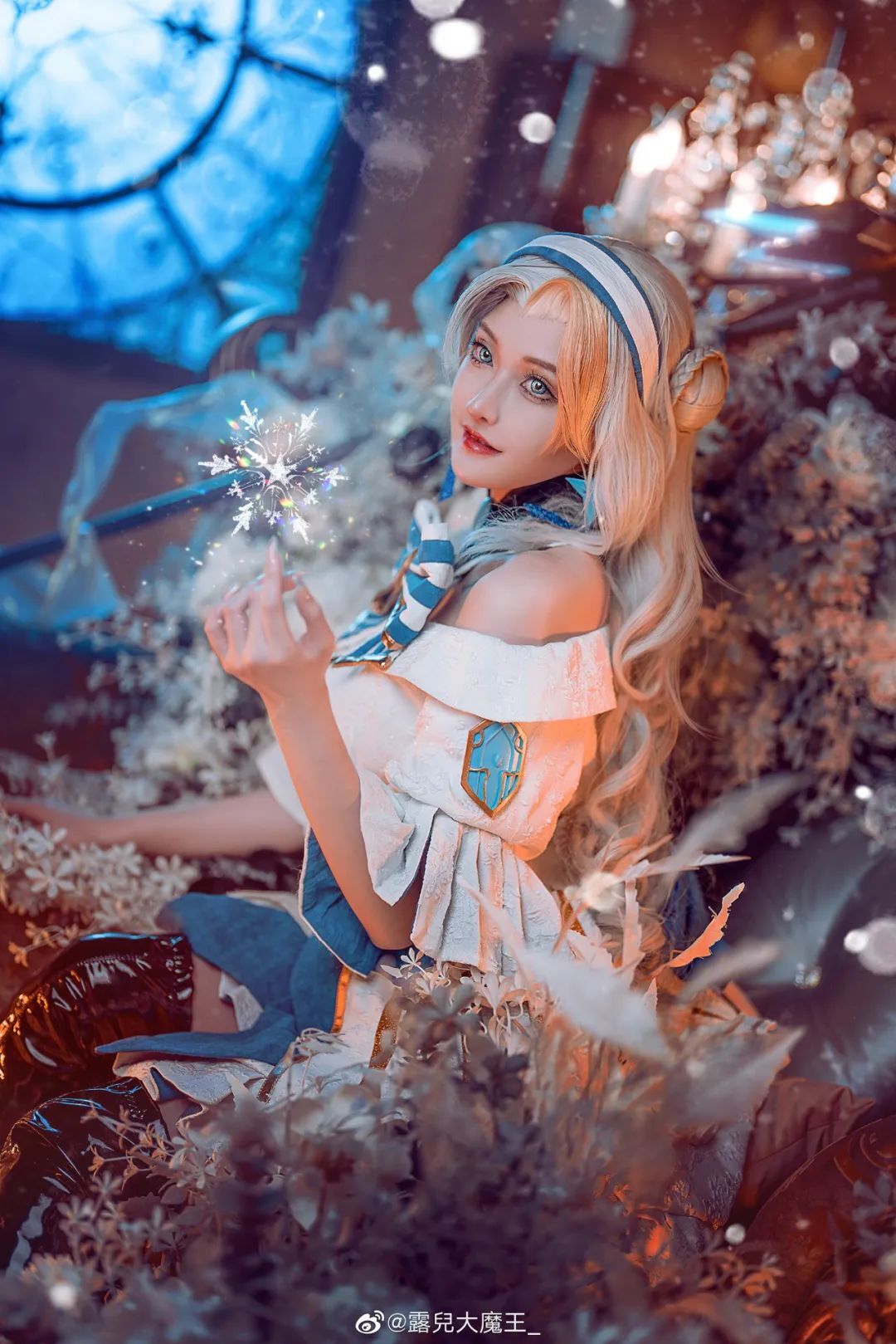 cosplay：高能手办团  海伦