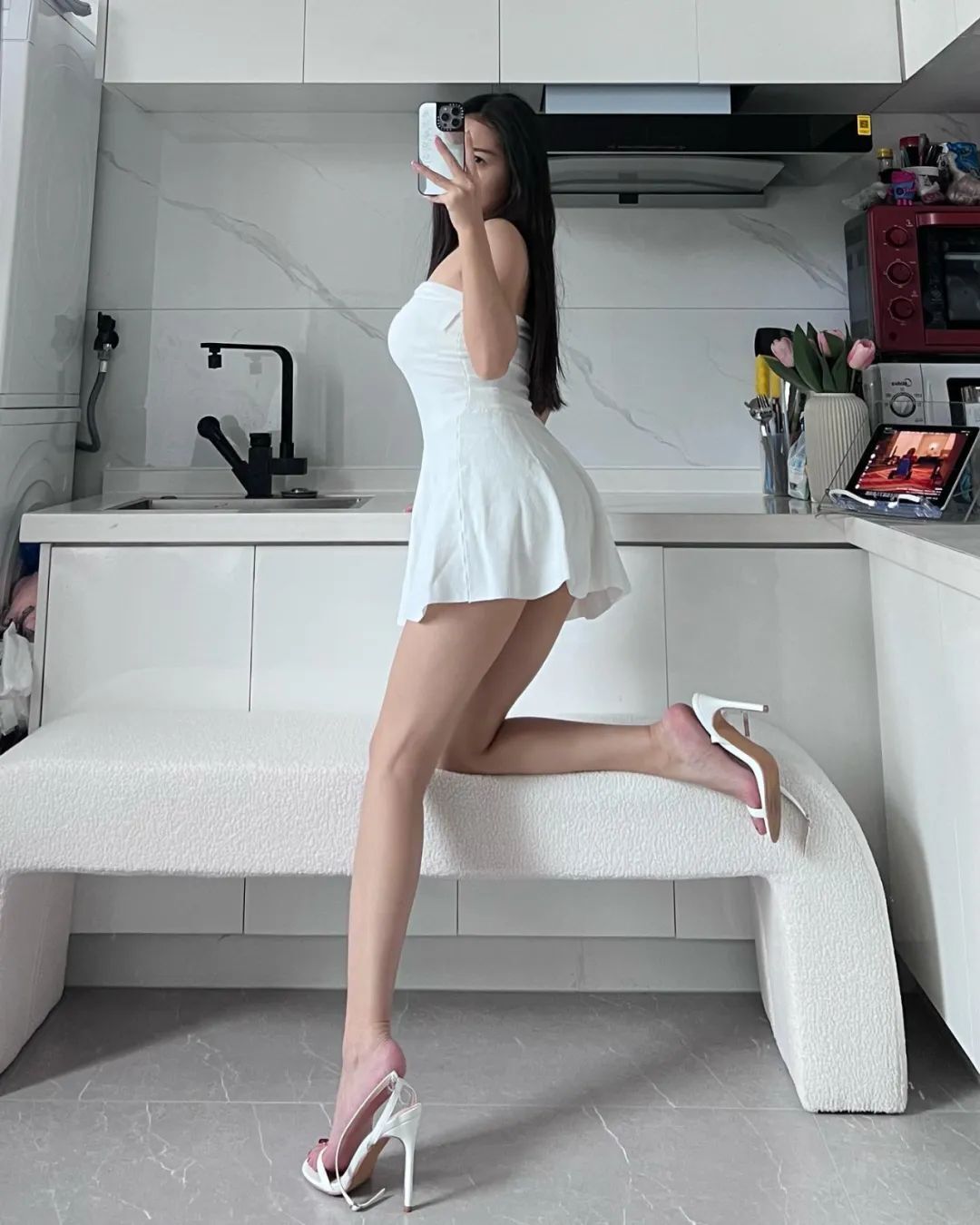 极品少妇，这谁顶得住啊，怕你们看了流鼻血！