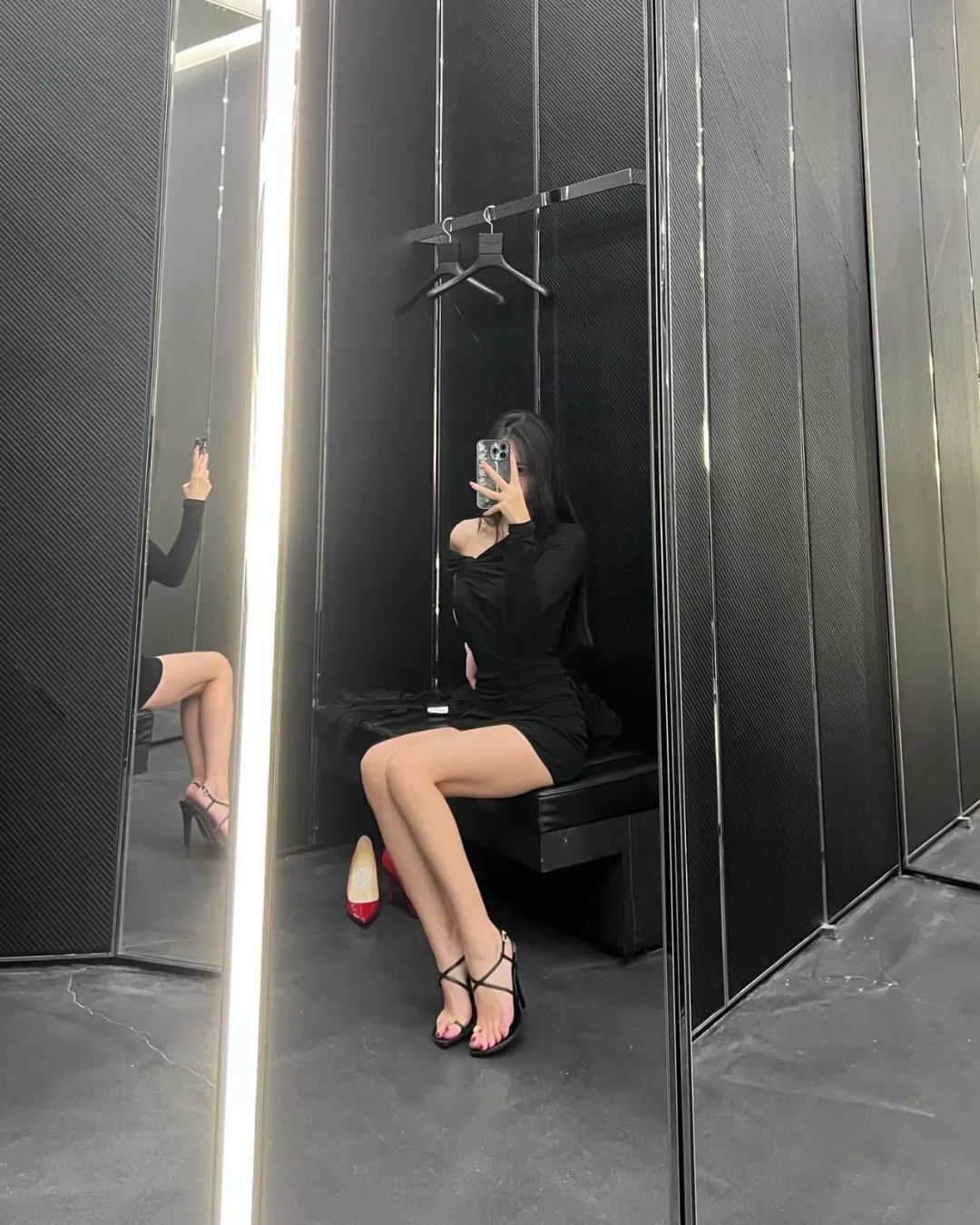 极品少妇，这谁顶得住啊，怕你们看了流鼻血！