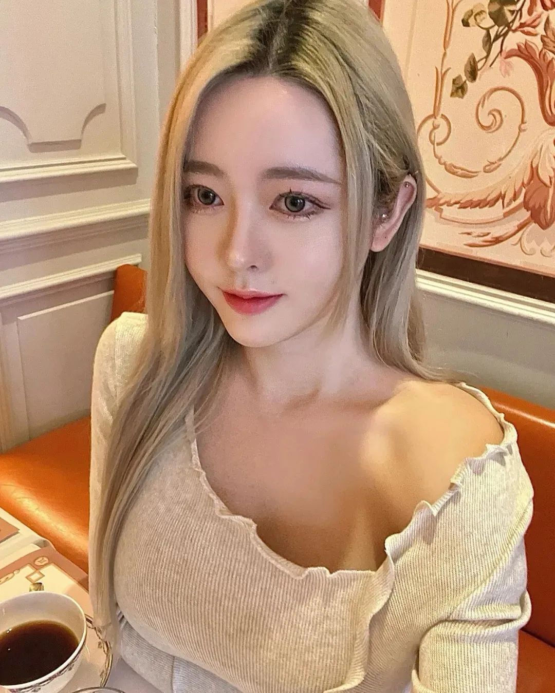 韩国网红 | seonhe，甜美又性感的比基尼模特