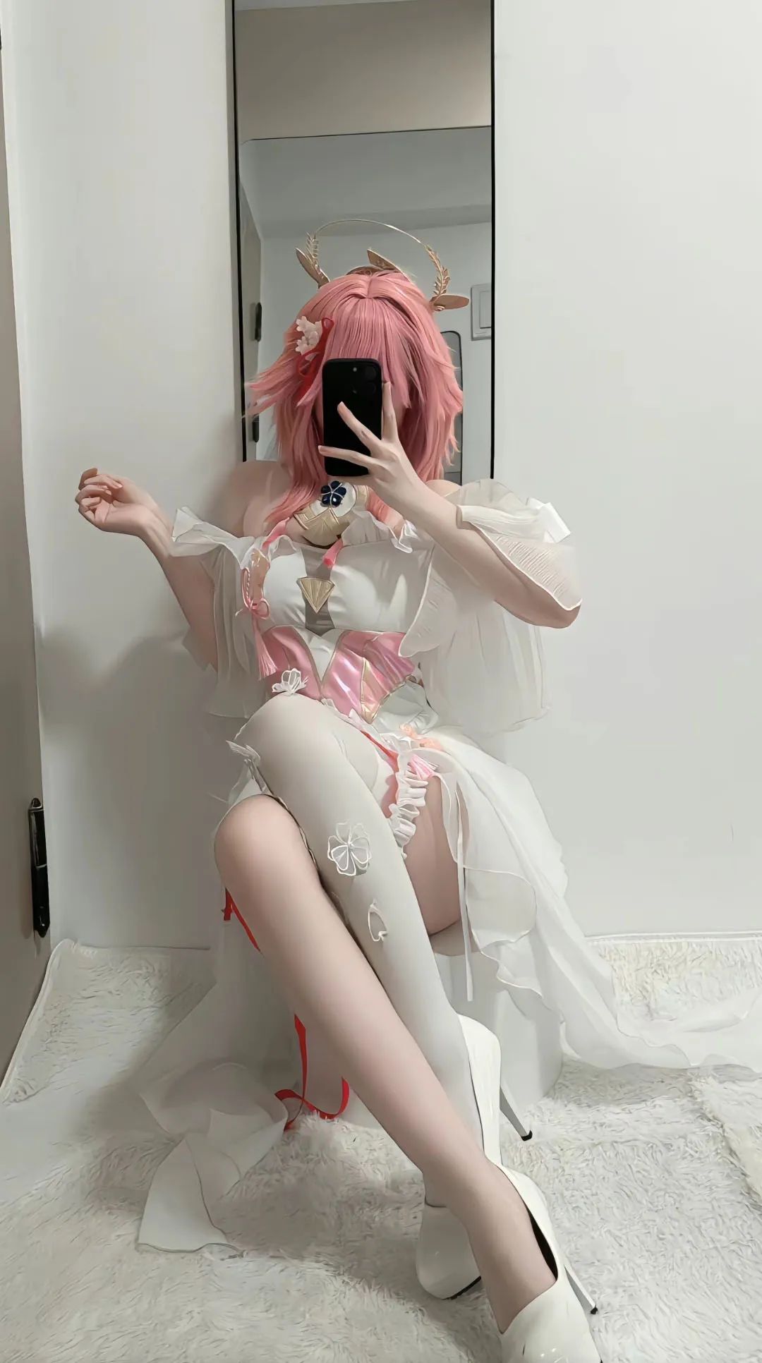 原神cos：勒肉白丝+制服，刻晴太清凉了！白丝JK绫华，雪白婚纱神子太顶级了！