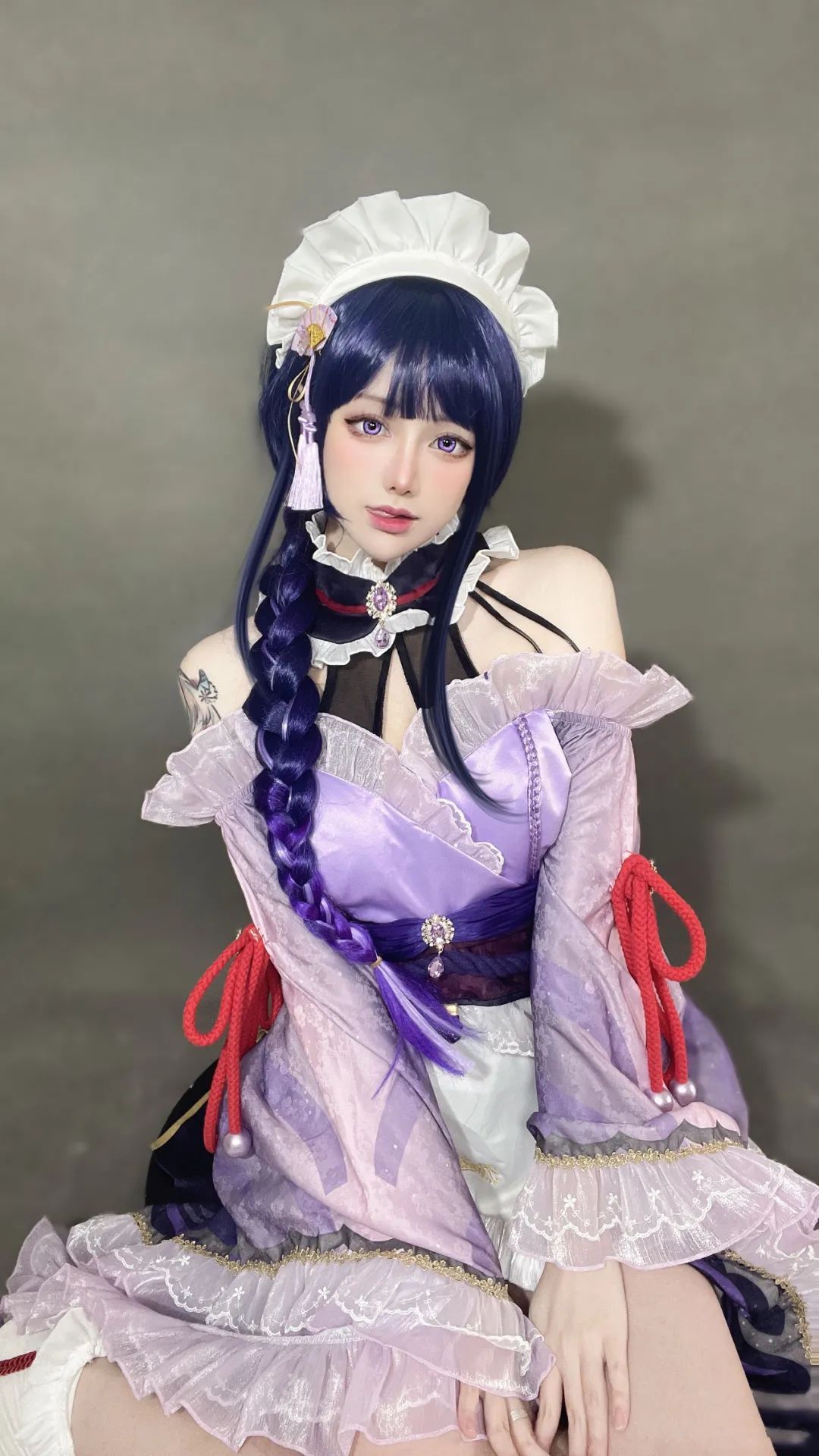 原神cos：白丝+修女服，甘雨涩气拉满！女仆雷神让玩家狂喜！赛车服申鹤太顶了！