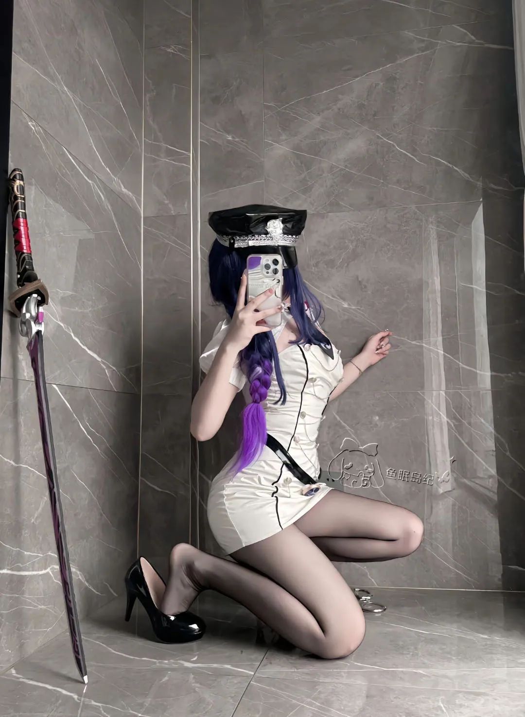 原神cos：黑丝+超短裙，制服雷神太顶了！泳装绫华真绝了，女仆申鹤，白丝刻晴太好看了！