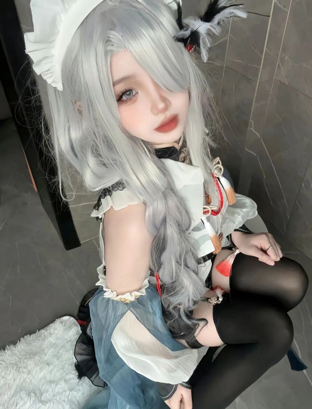 原神cos：黑丝+超短裙，制服雷神太顶了！泳装绫华真绝了，女仆申鹤，白丝刻晴太好看了！