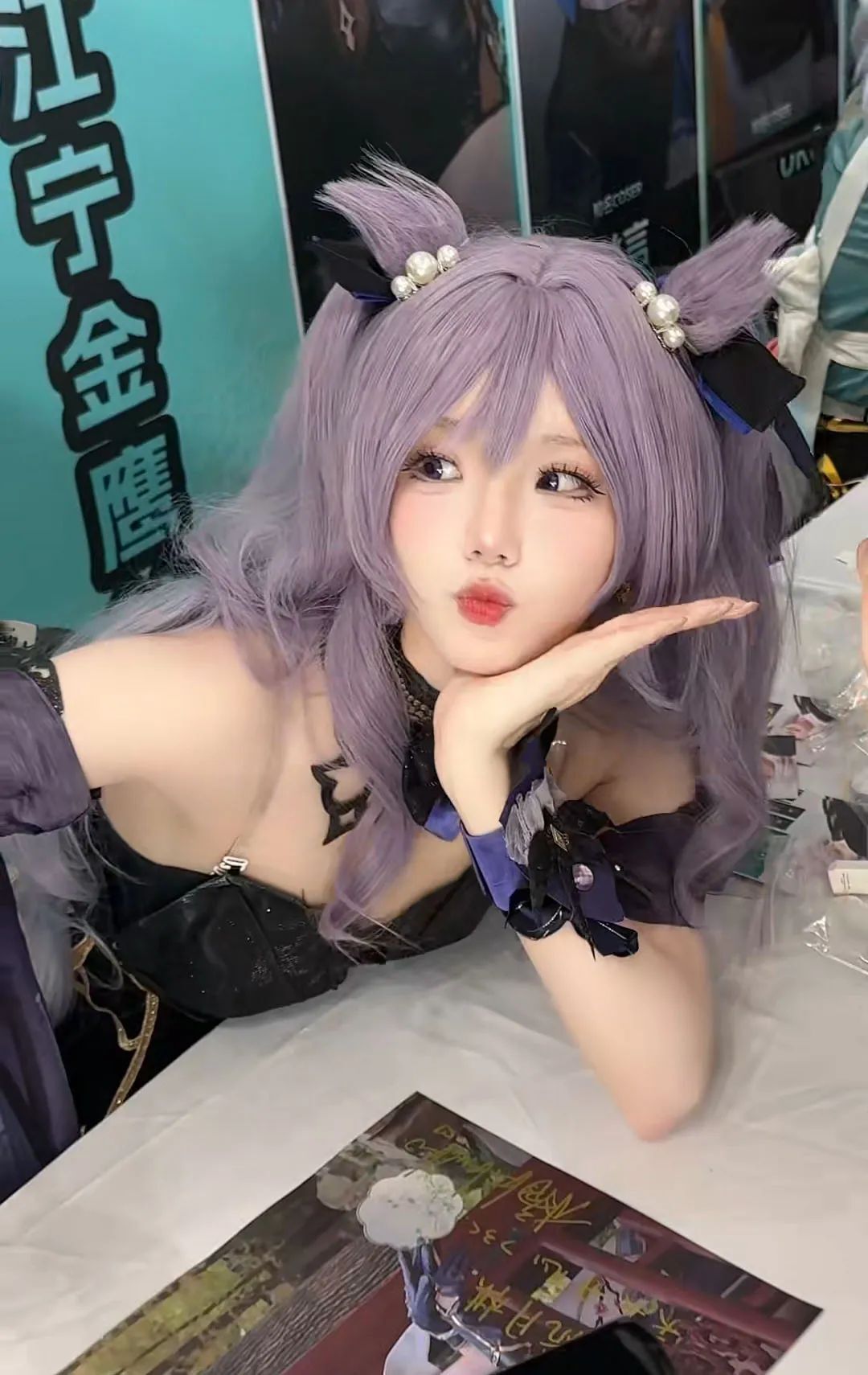 原神cos：黑丝刻晴太可爱了！后妈裙申鹤真好看！大草神超美！雷电将军居然下厨房了！