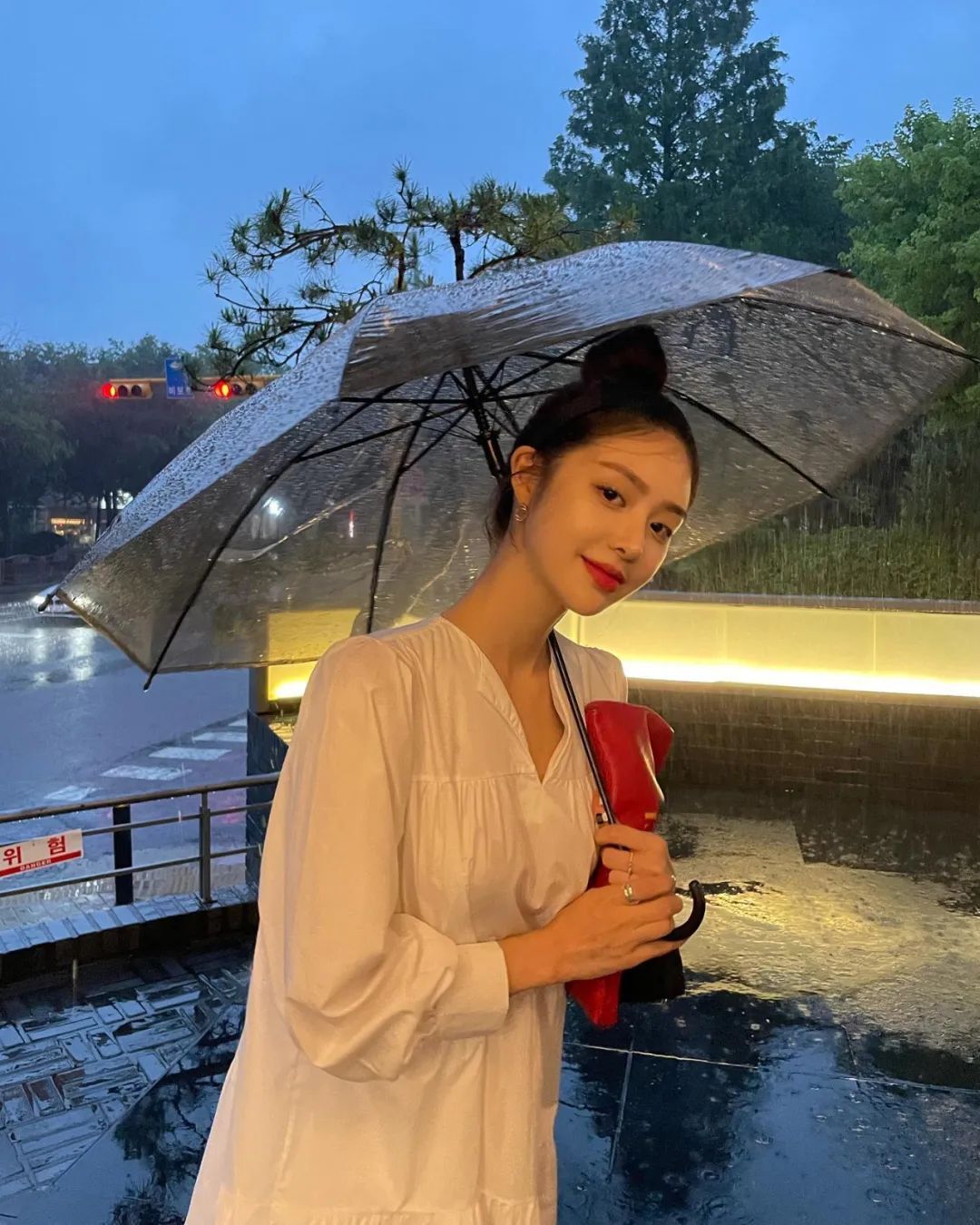 INS美女|韩国模特mayay，精致大气御姐风照片集